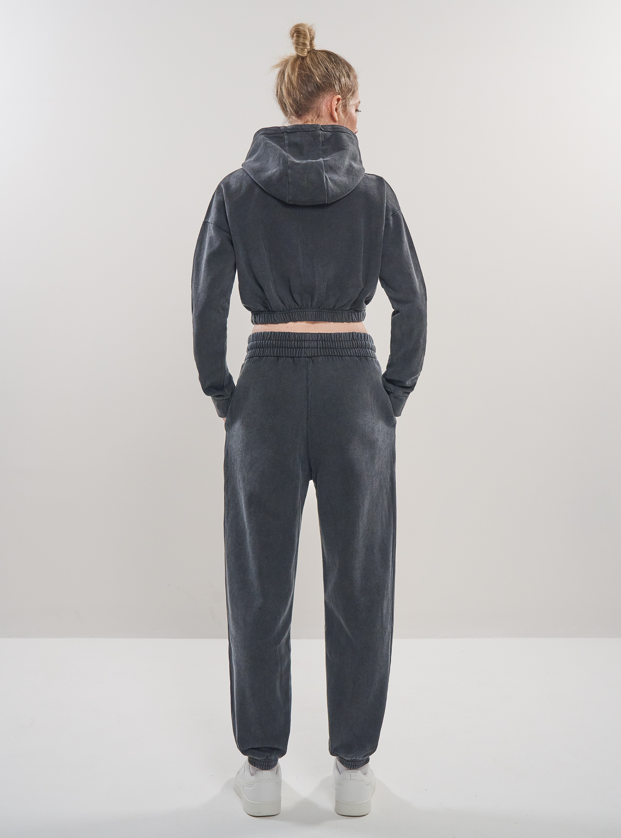 Washed-effect cropped sweatshirt, BK1 BLACK