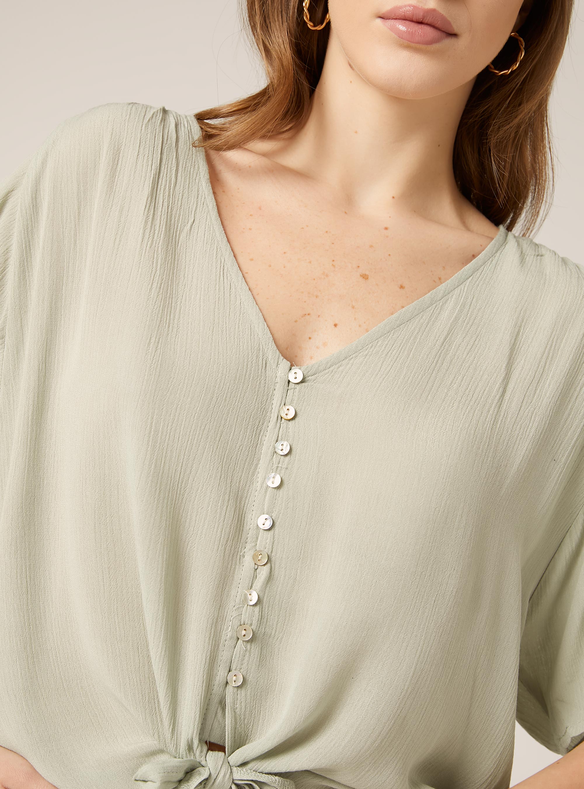 Solid-coloured v-neck shirt with waist knot, KY3 KAKY LIGHT