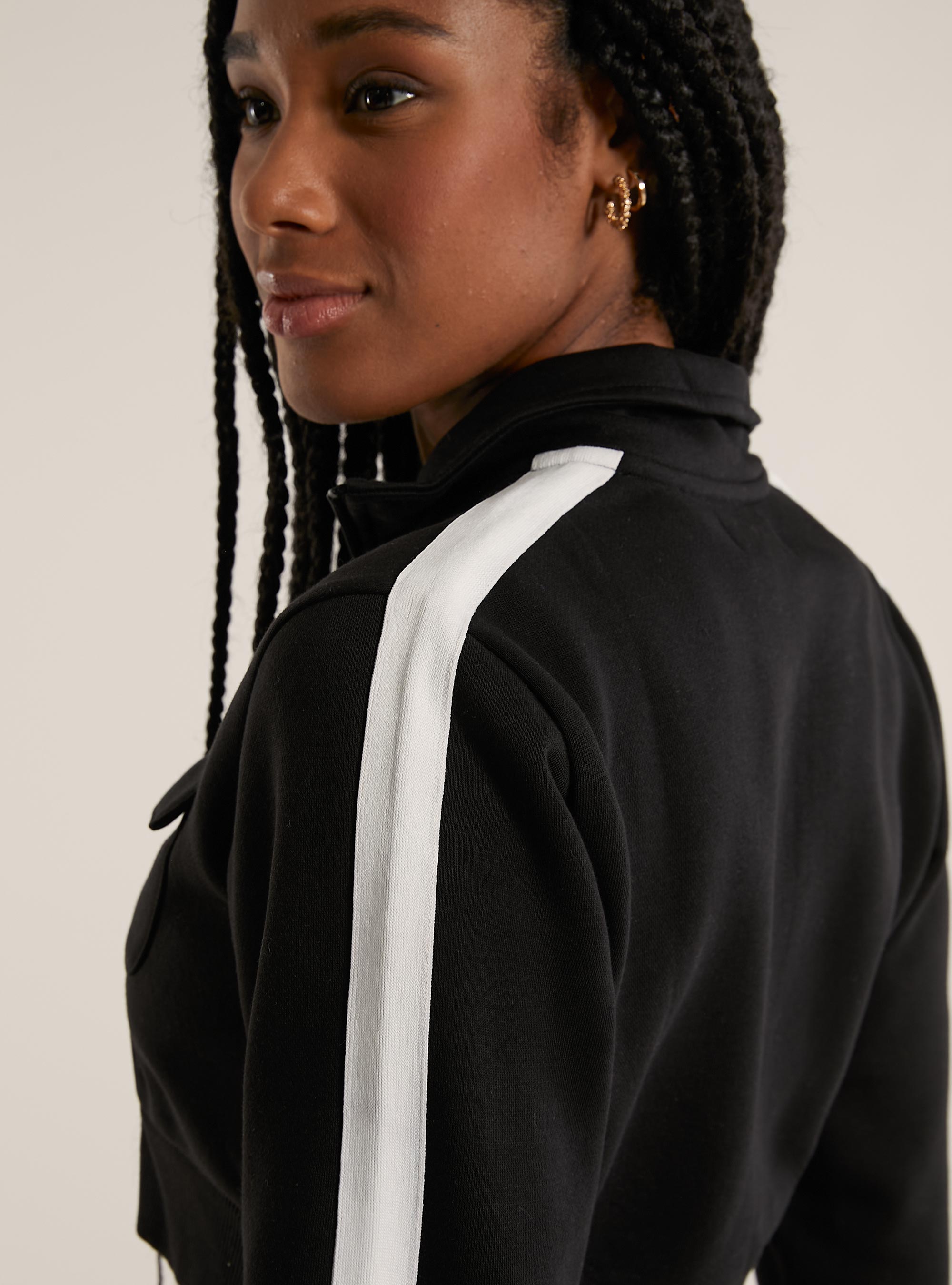 Sweatshirt with zipper and side bands, BK1 BLACK