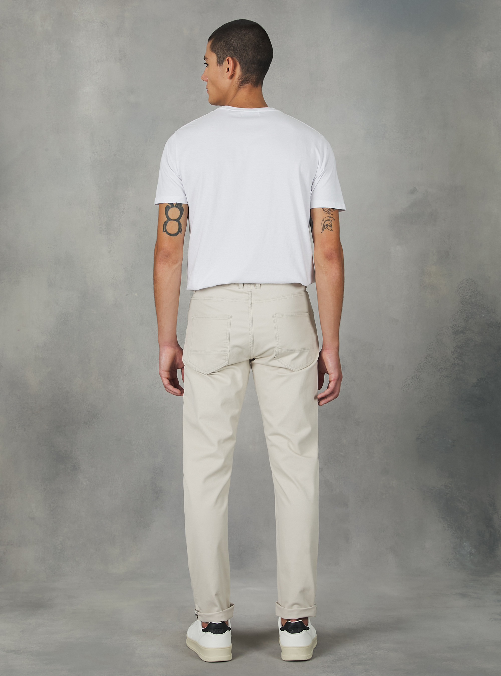 Pantalones ajustados de algod&oacute;n, WH1 OFF WHITE