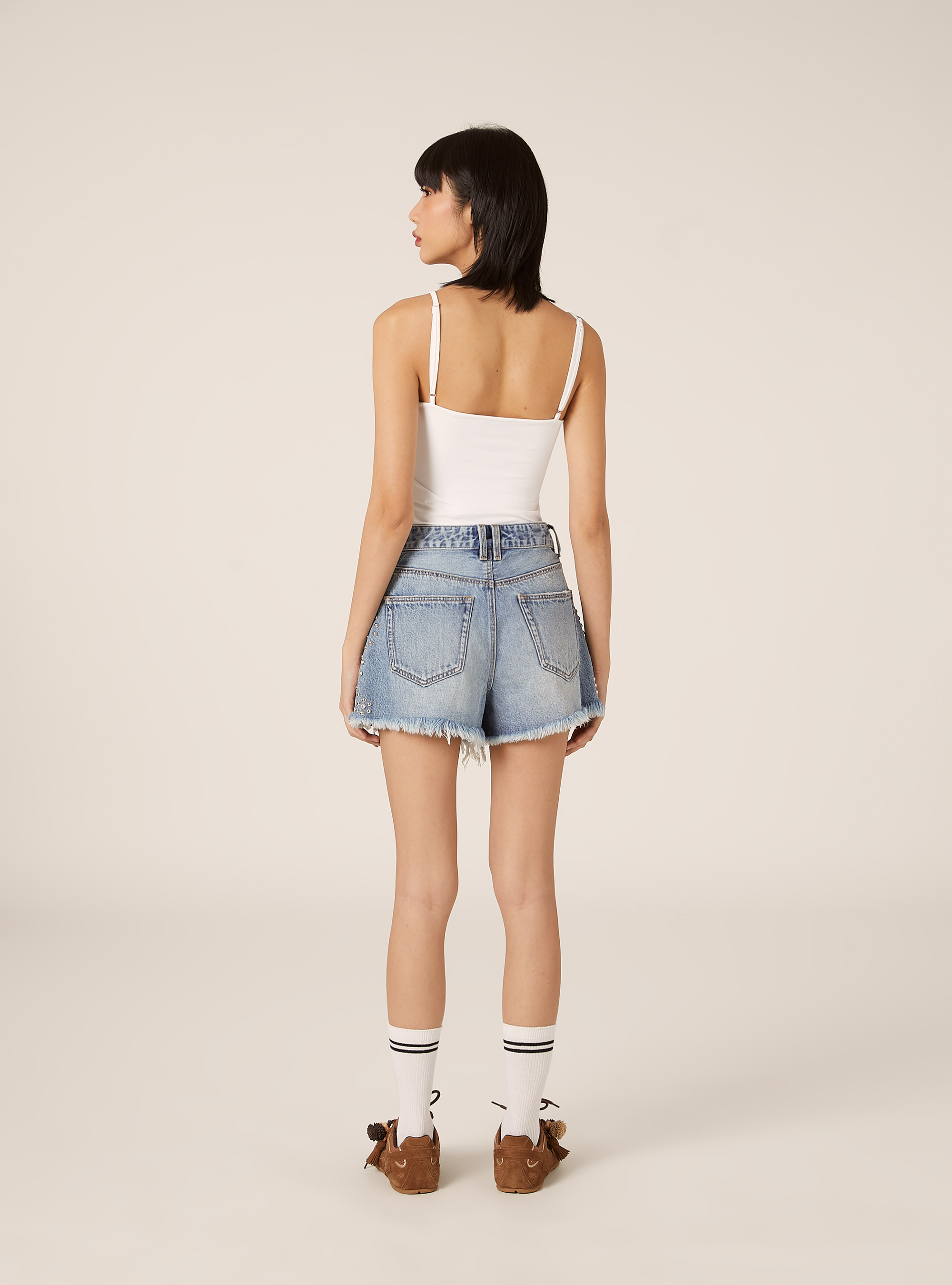 Jeansshorts mit Nieten, D006 AZURE