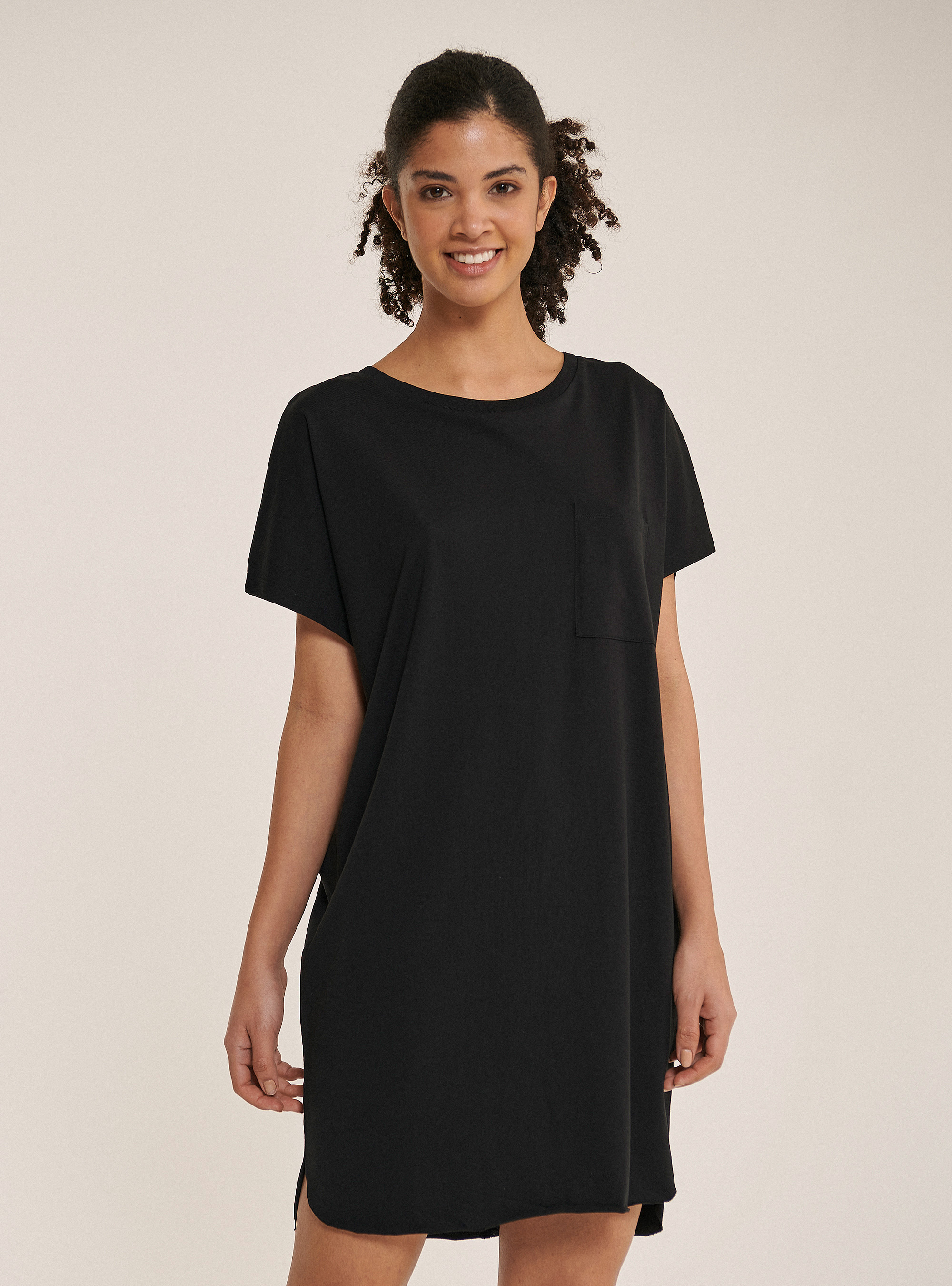 Basic dress with pocket in solid colour, BLACK