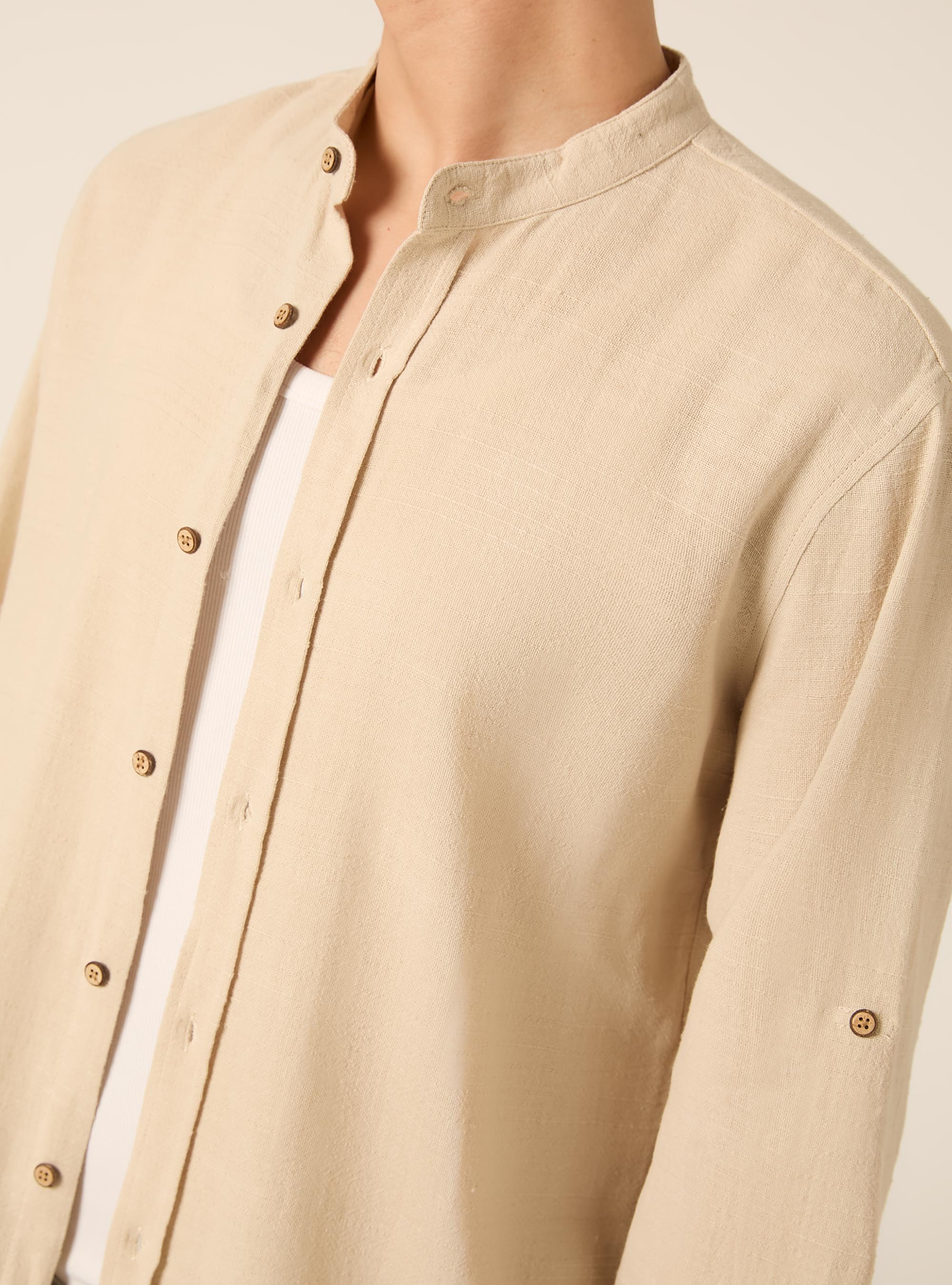 Camicia con collo alla coreana in misto lino, BG3 BEIGE LIGHT