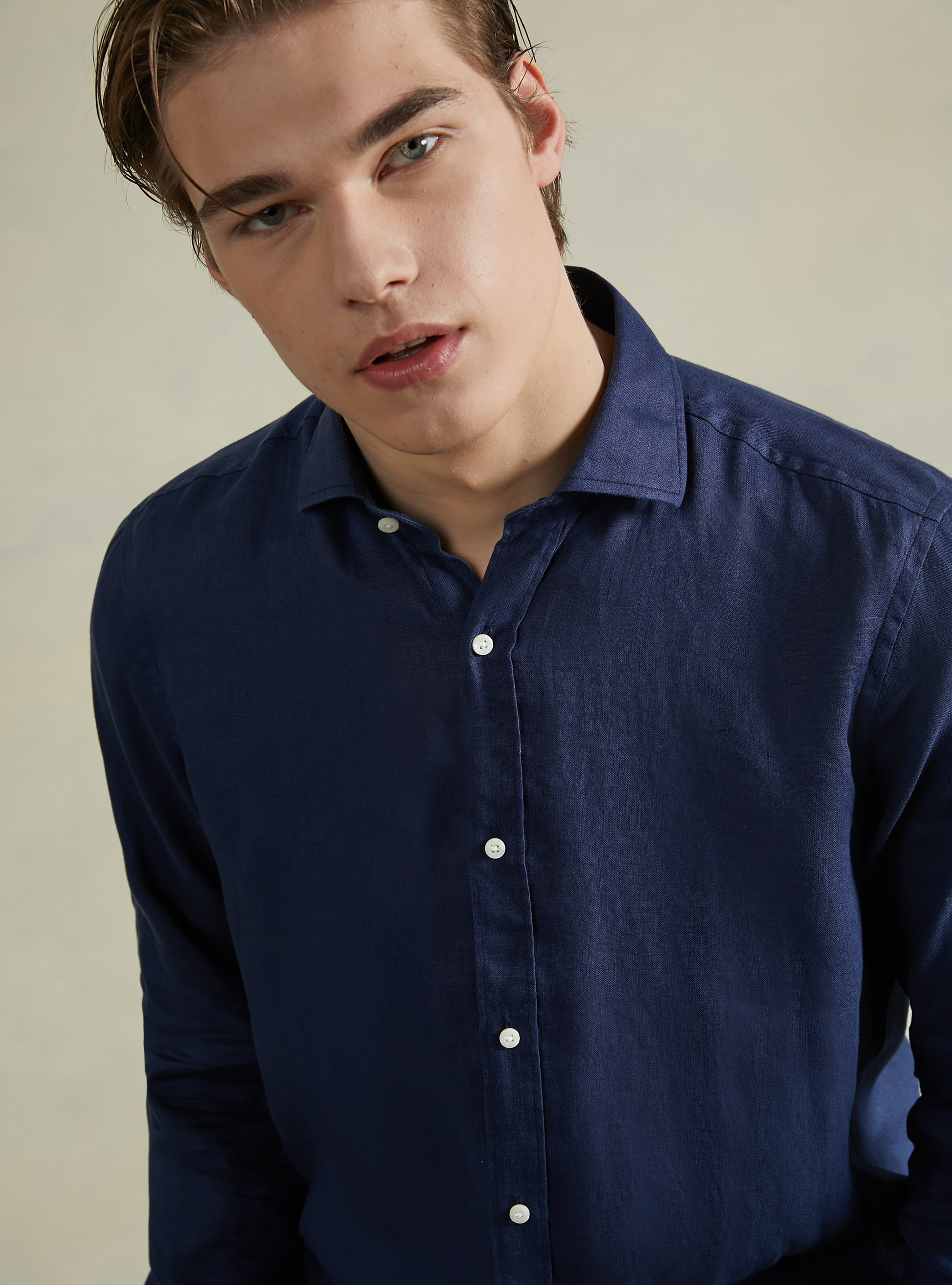 Camicia in puro lino a maniche lunghe, NA1 NAVY DARK