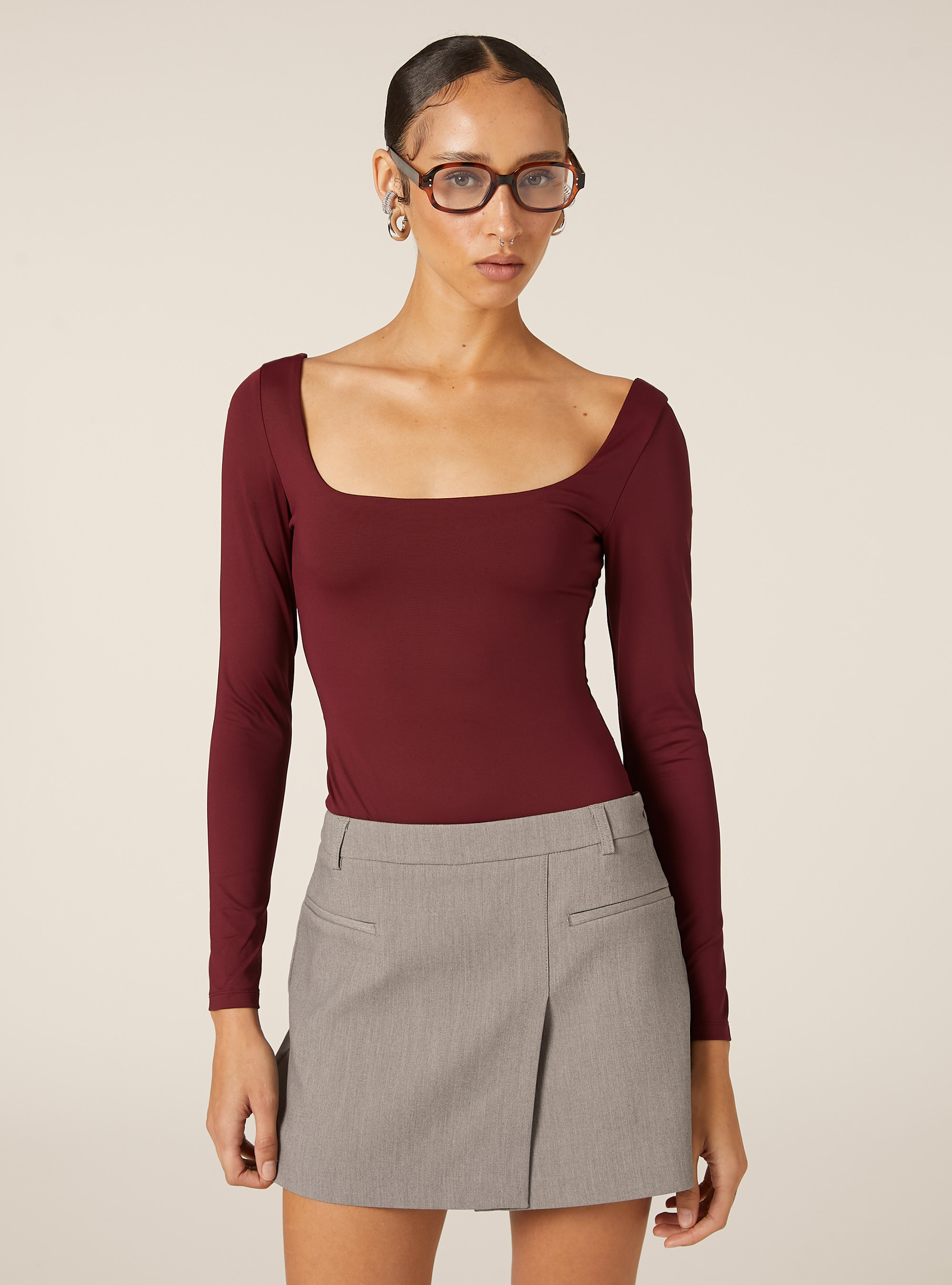 Stretch bodysuit with square neckline, BO1 BORDEAUX DARK