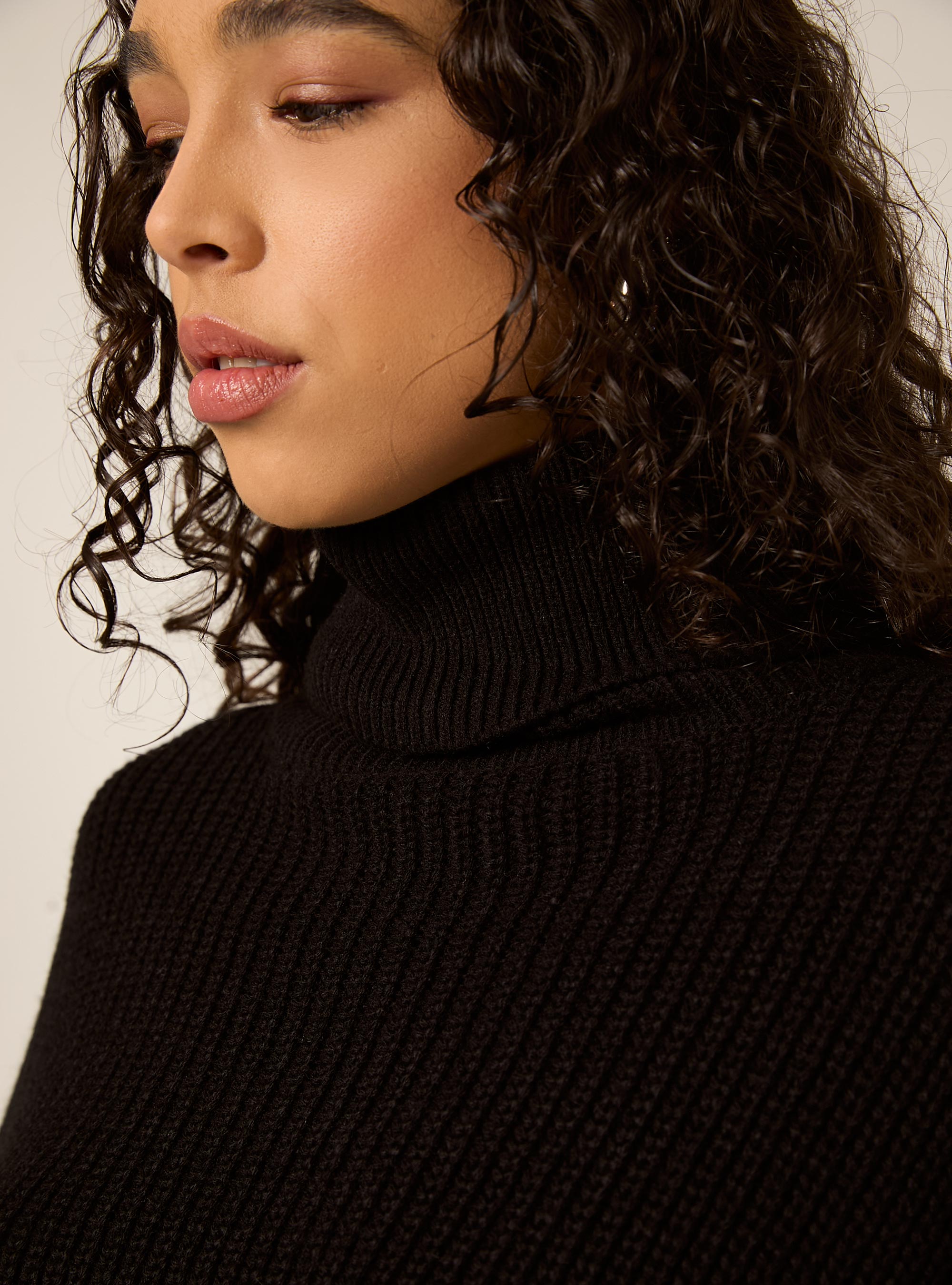 Maglia a collo alto, BK1 BLACK