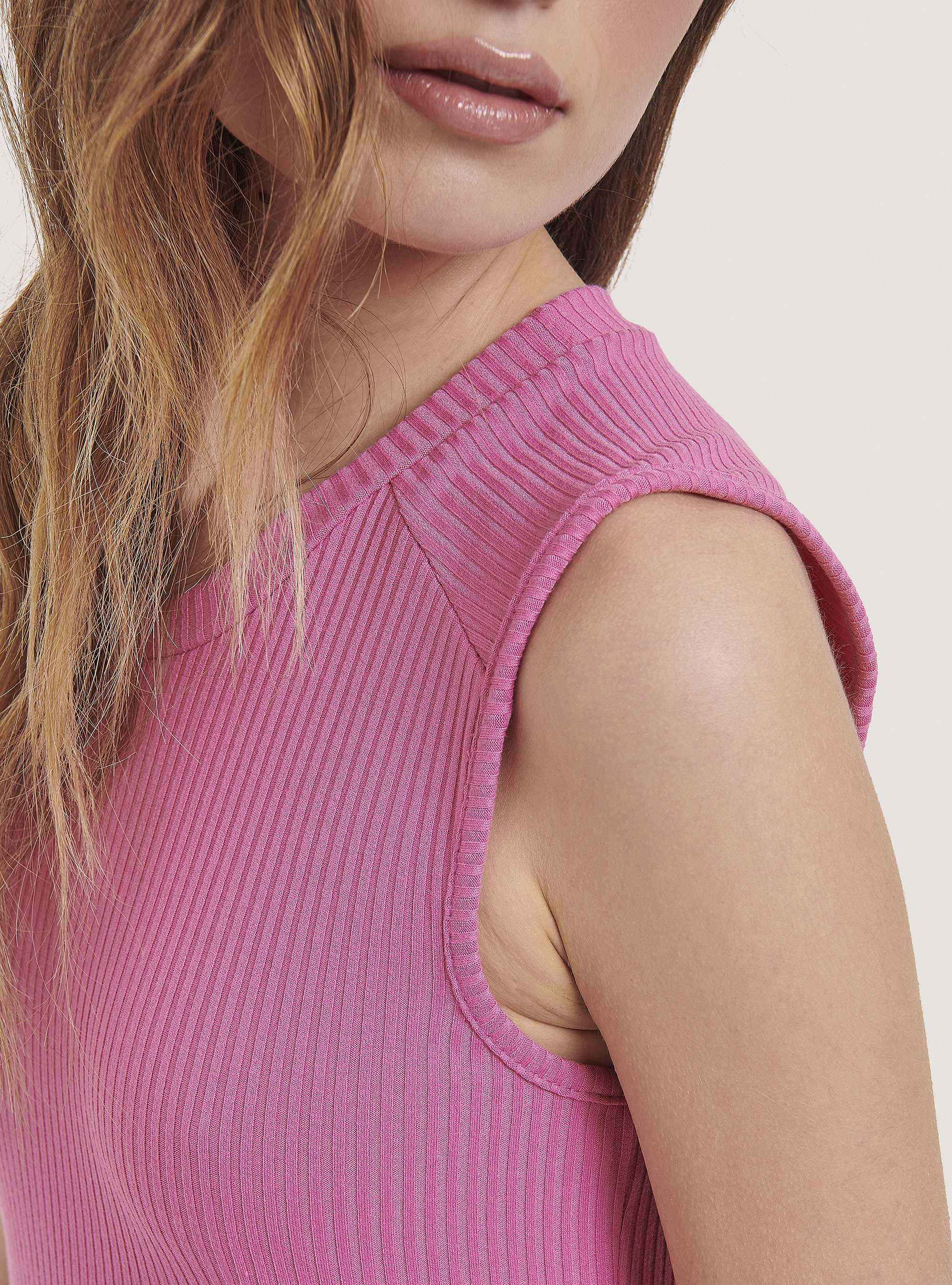 Long ribbed tank top, C4430 FUXIA