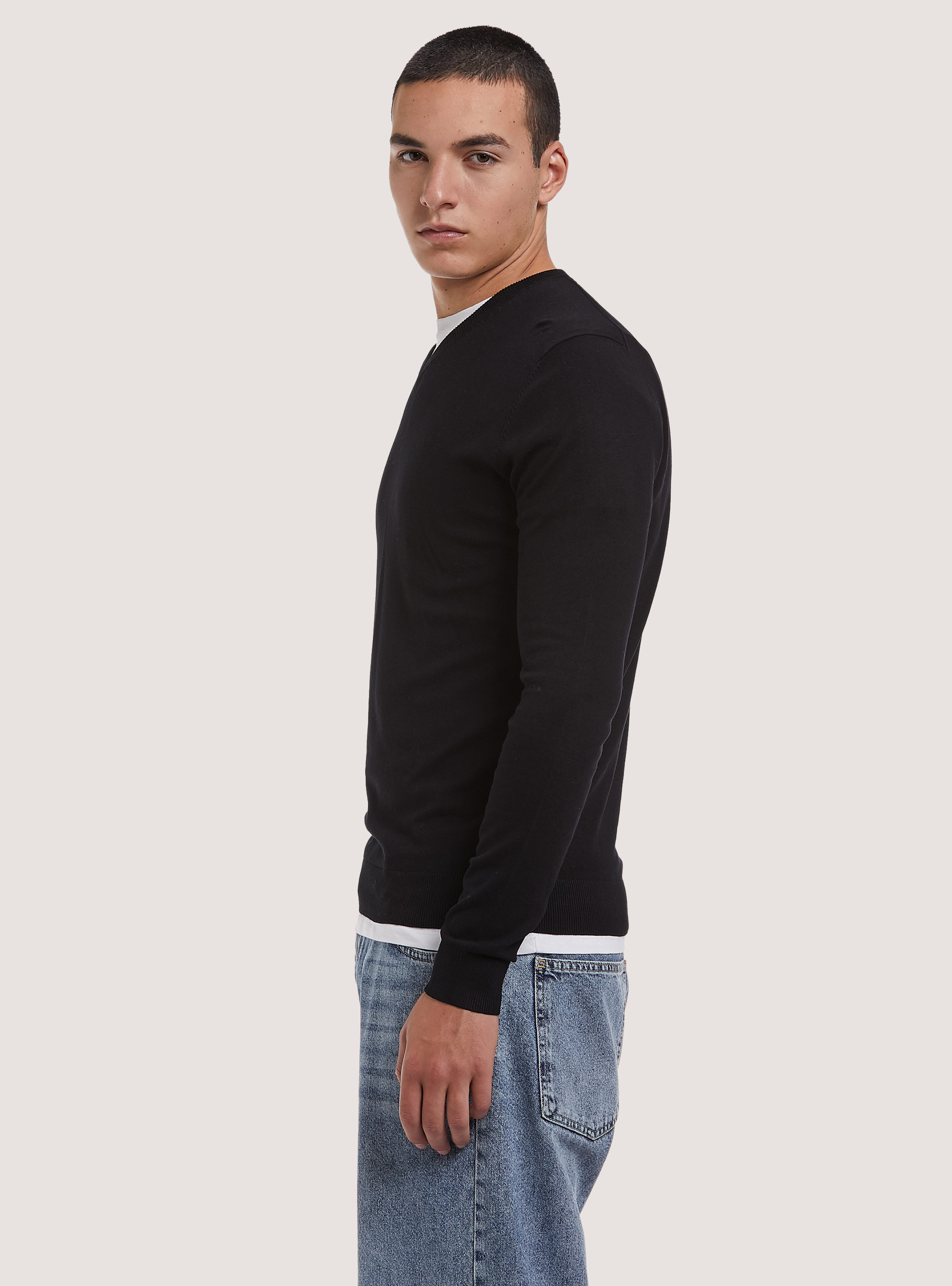 Pullover scollo a "v" tinta unita, BLACK