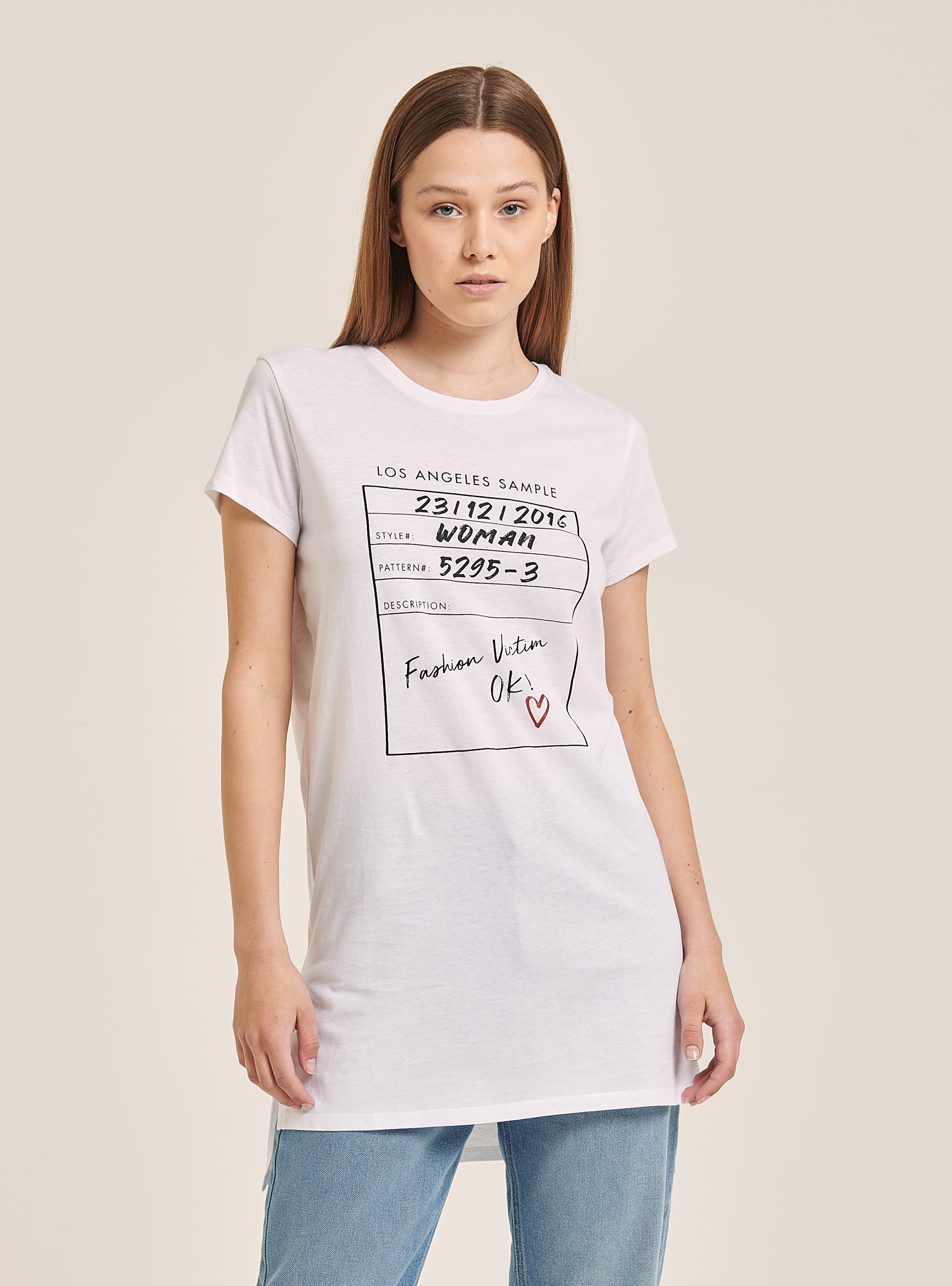 Maglietta long fit con stampa, WHITE