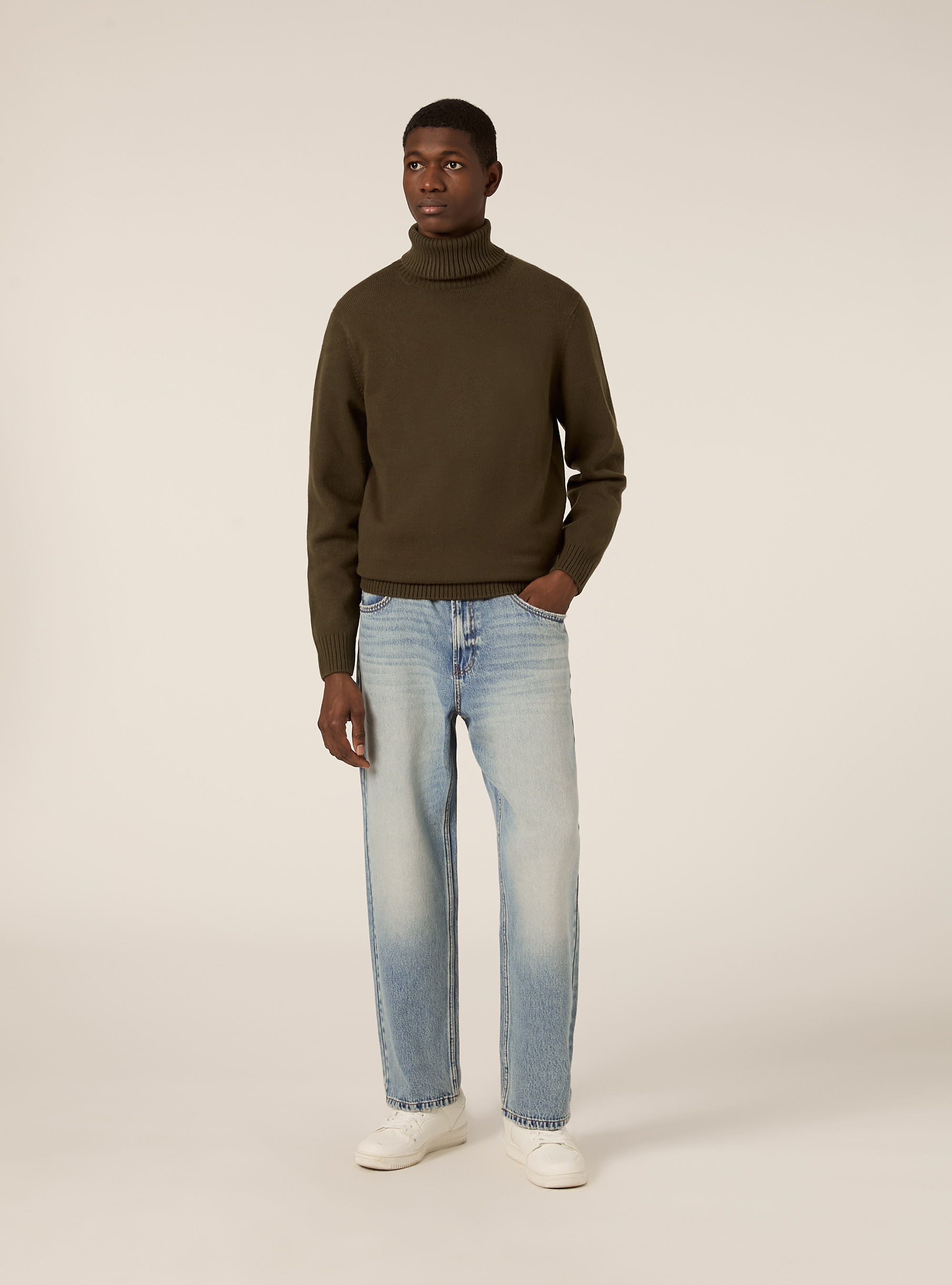 High-neck pullover, KY2 KAKY MEDIUM