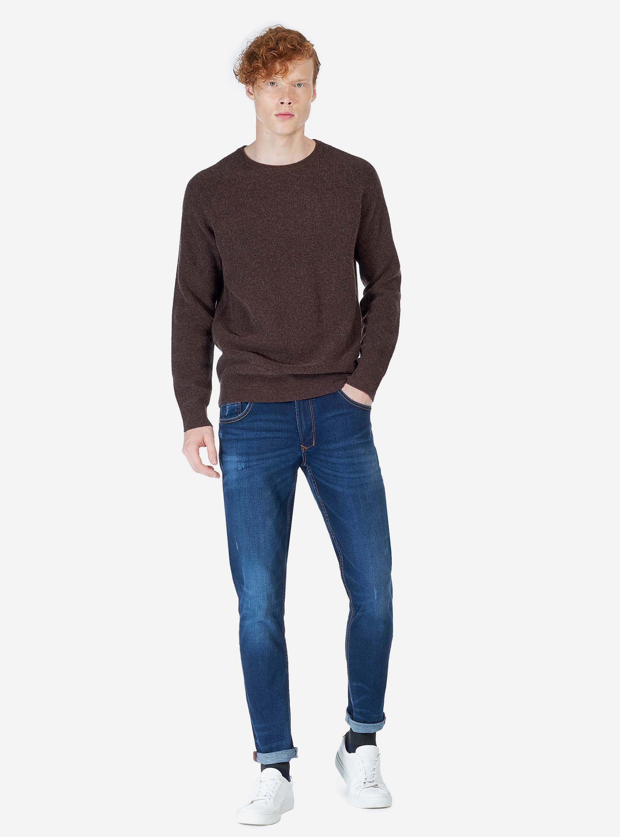 ROUNDNECK PULLOVER IN WOOL, C5538 DARK BROWN