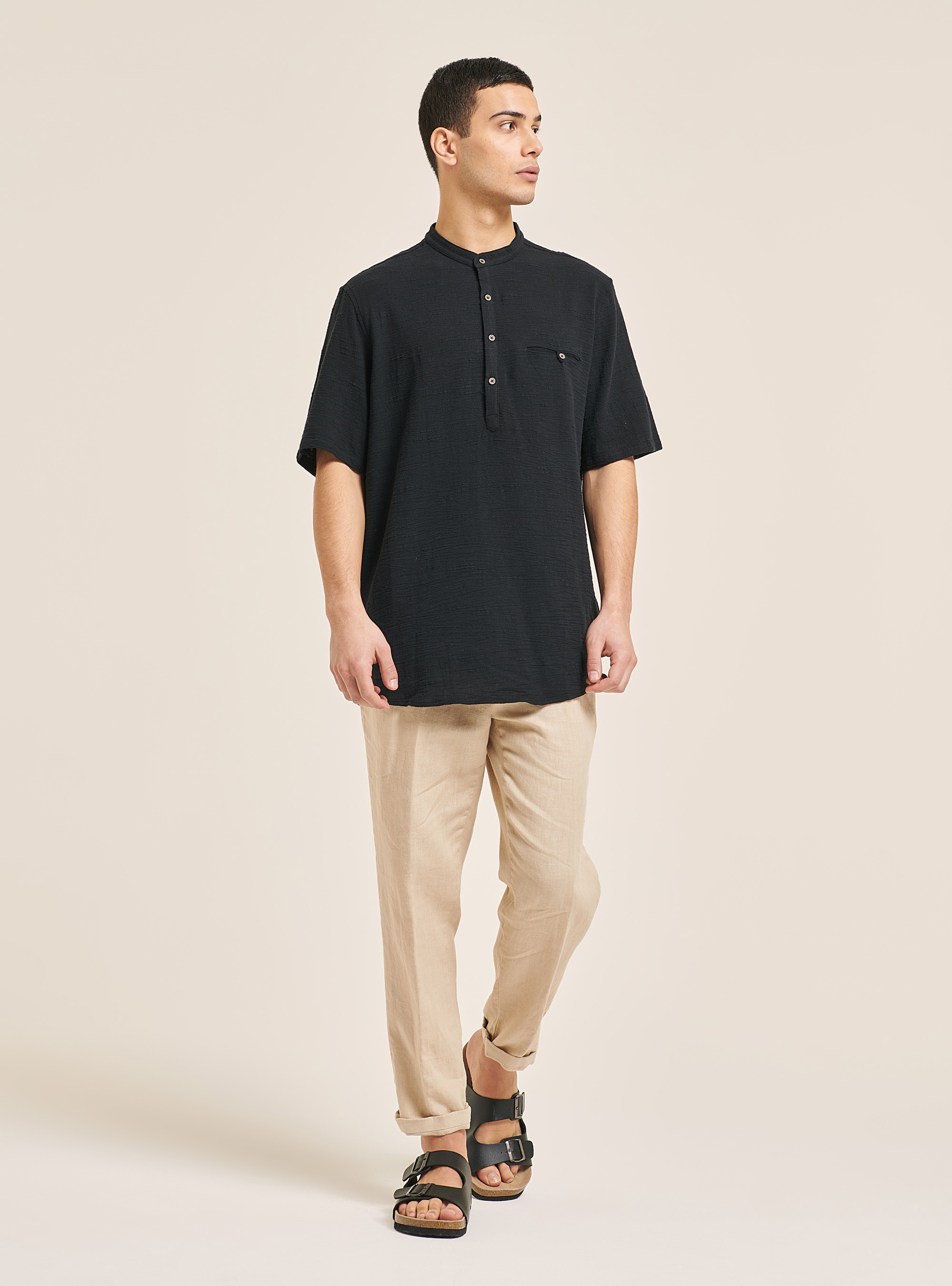 Chemise &agrave; manches courtes en lin m&eacute;lang&eacute; &agrave; col mao, C101 BLACK