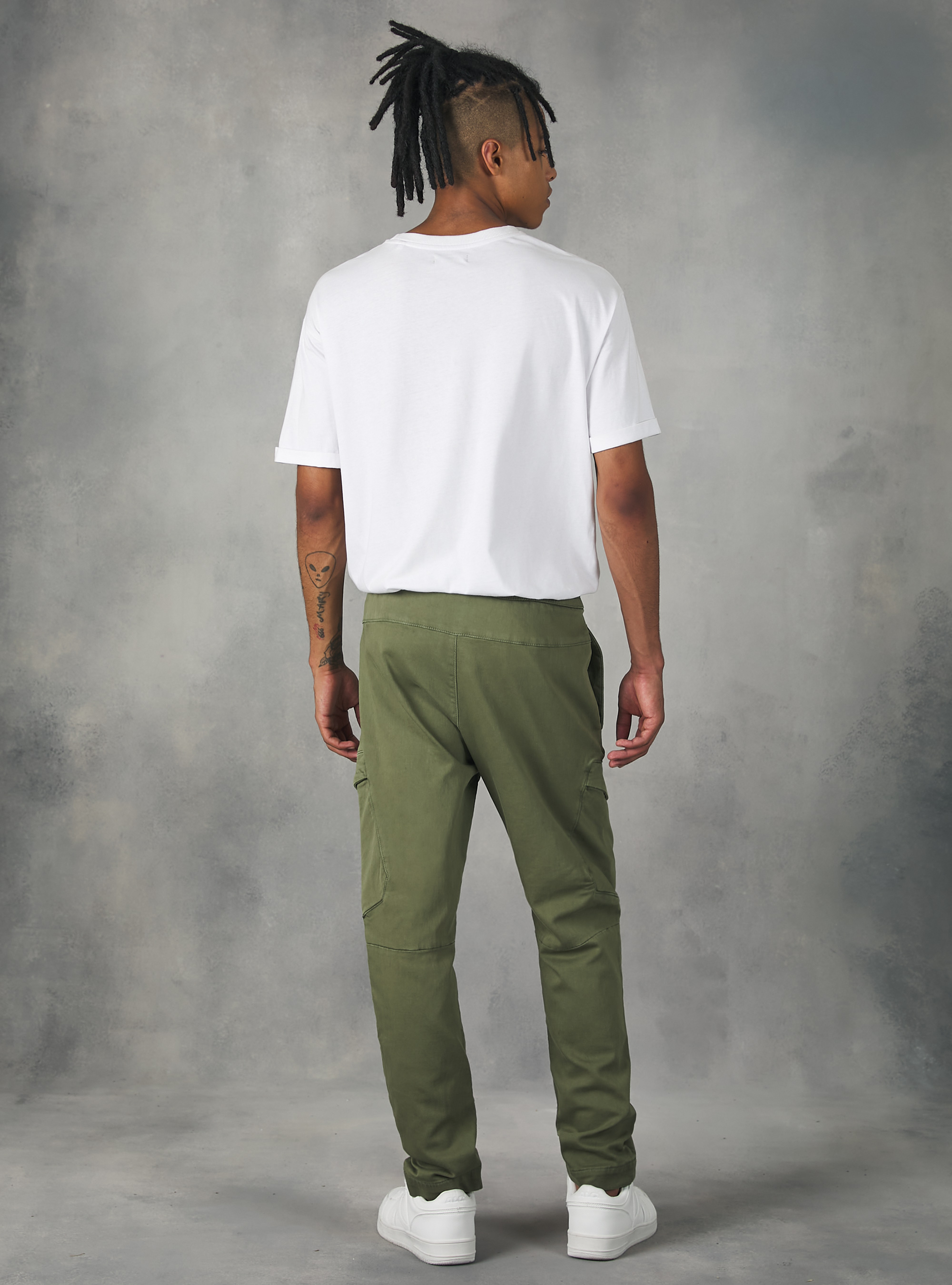 Pantalon de jogging avec grandes poches, KY1 KAKY DARK