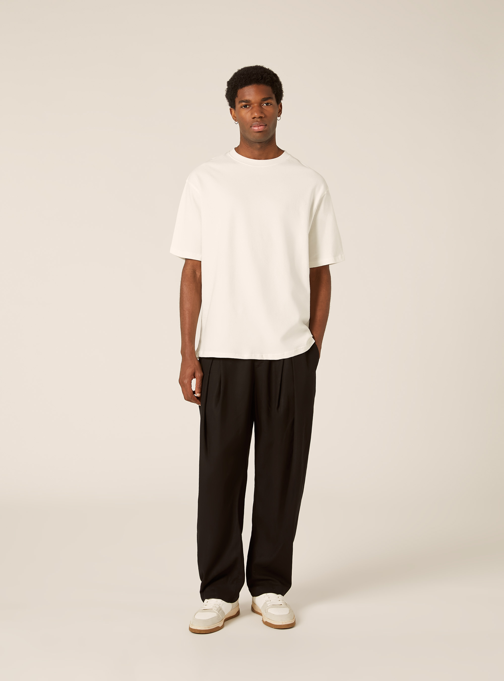 Pantaloni una pince in misto lino, BK1 BLACK