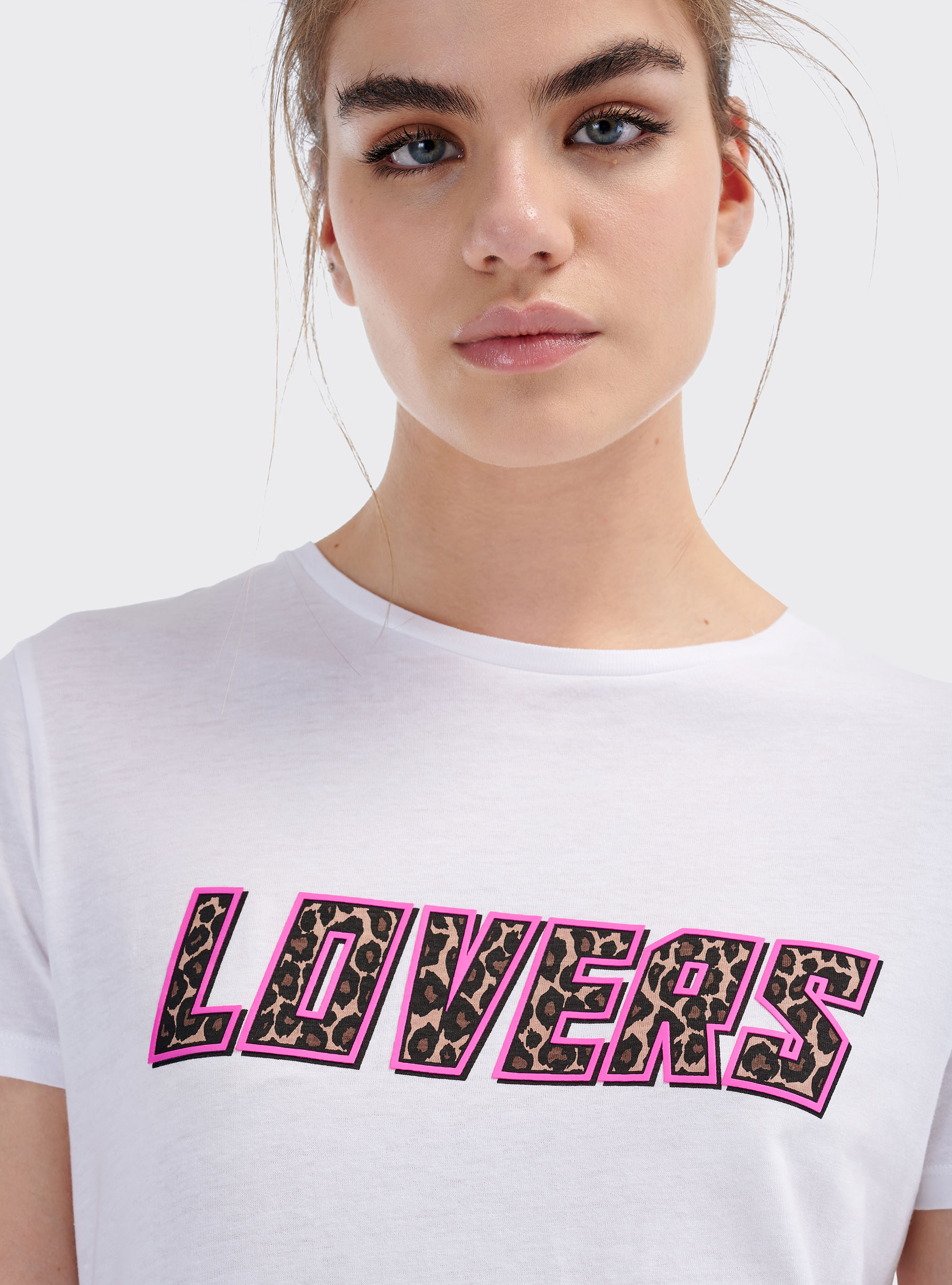 Maglietta con stampa lettering animalier, BIANCO