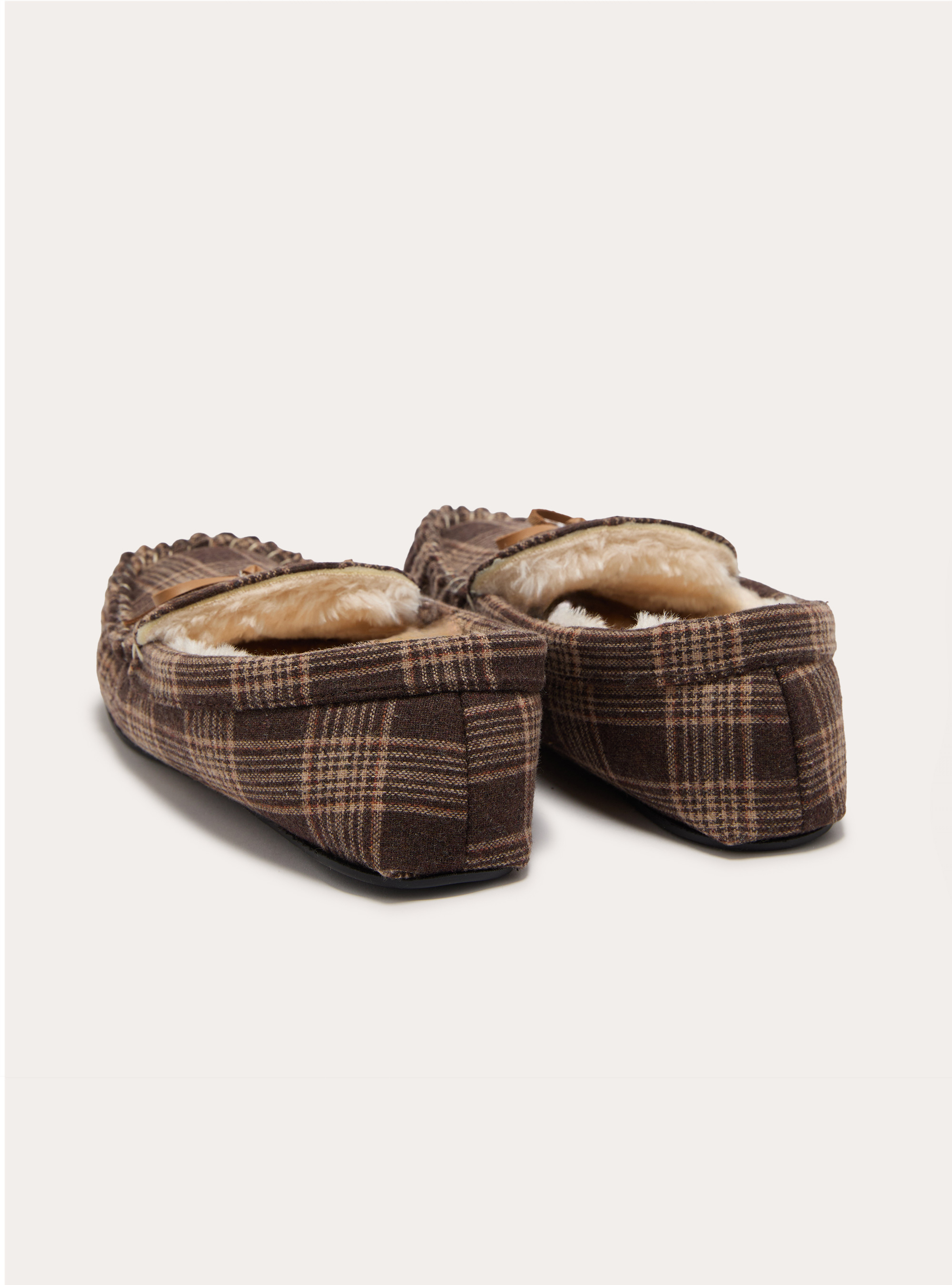 Check moccasin slipper with leather bow, QUADRI MARRONE