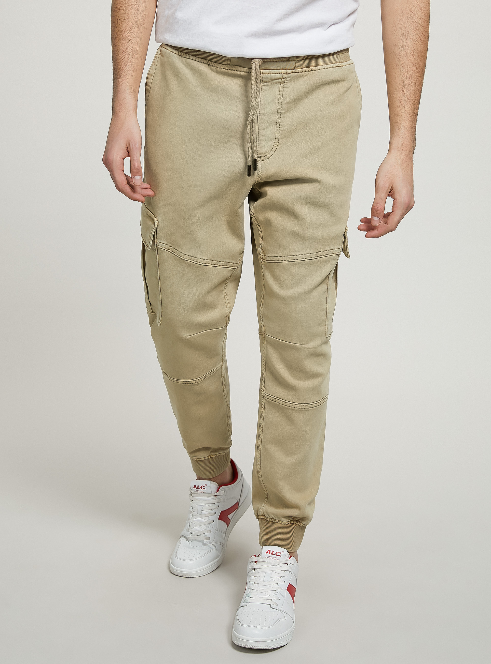Jogger trousers with large pockets, TB2 TOBACCO MEDIUM