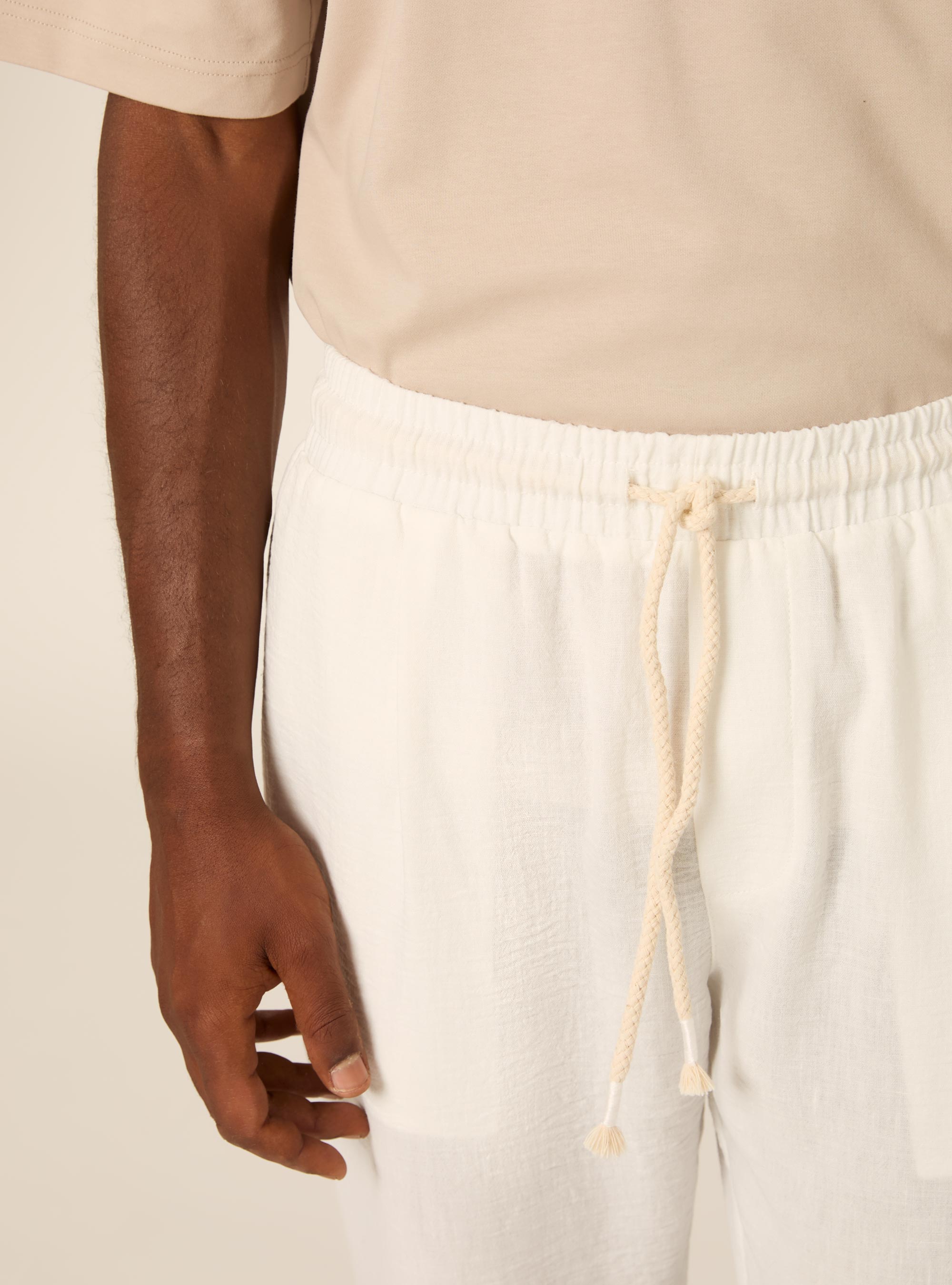 Pantalaccio basico con elastico in vita e coulisse, WH2 WHITE