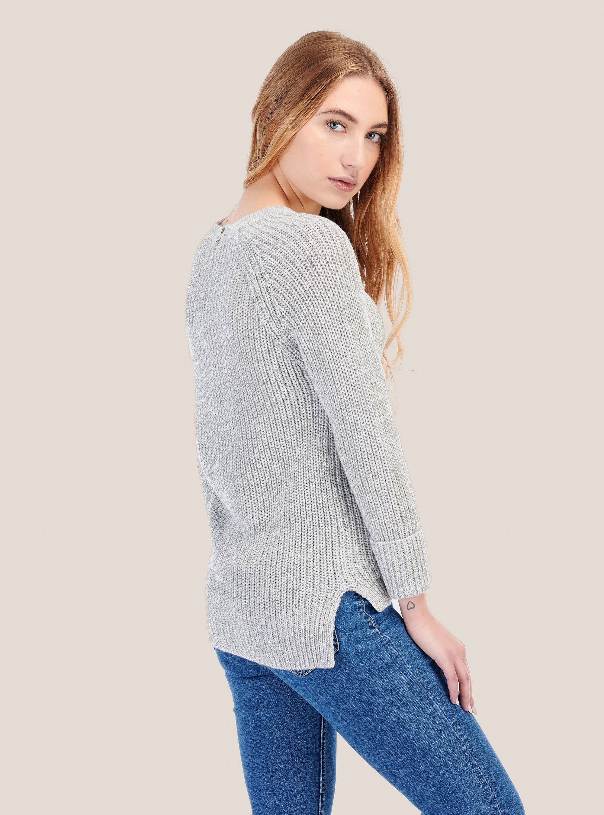 Round neck pullover with zip on the back, PEARL