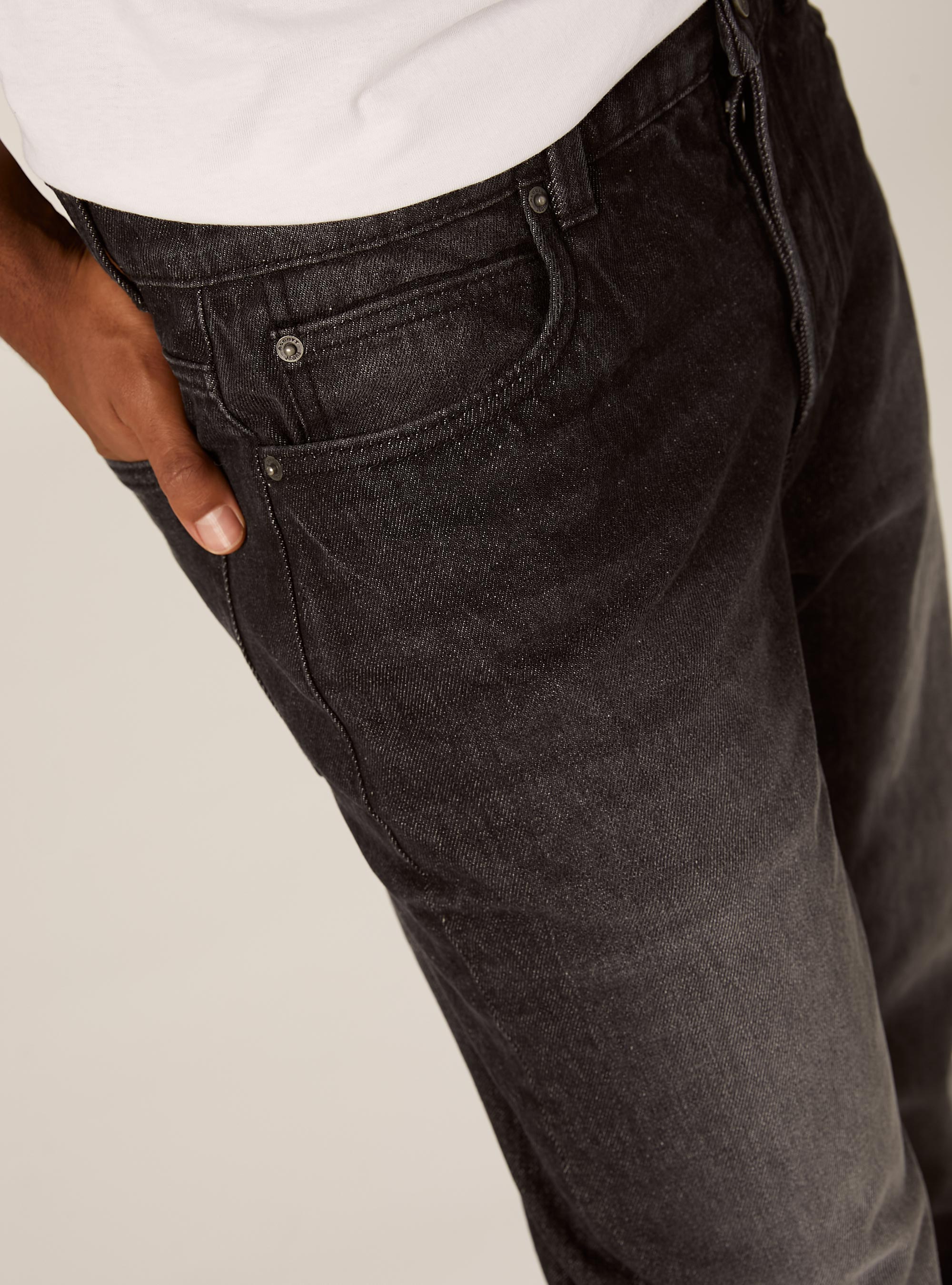 Jeans coupe droite, D000 BLACK