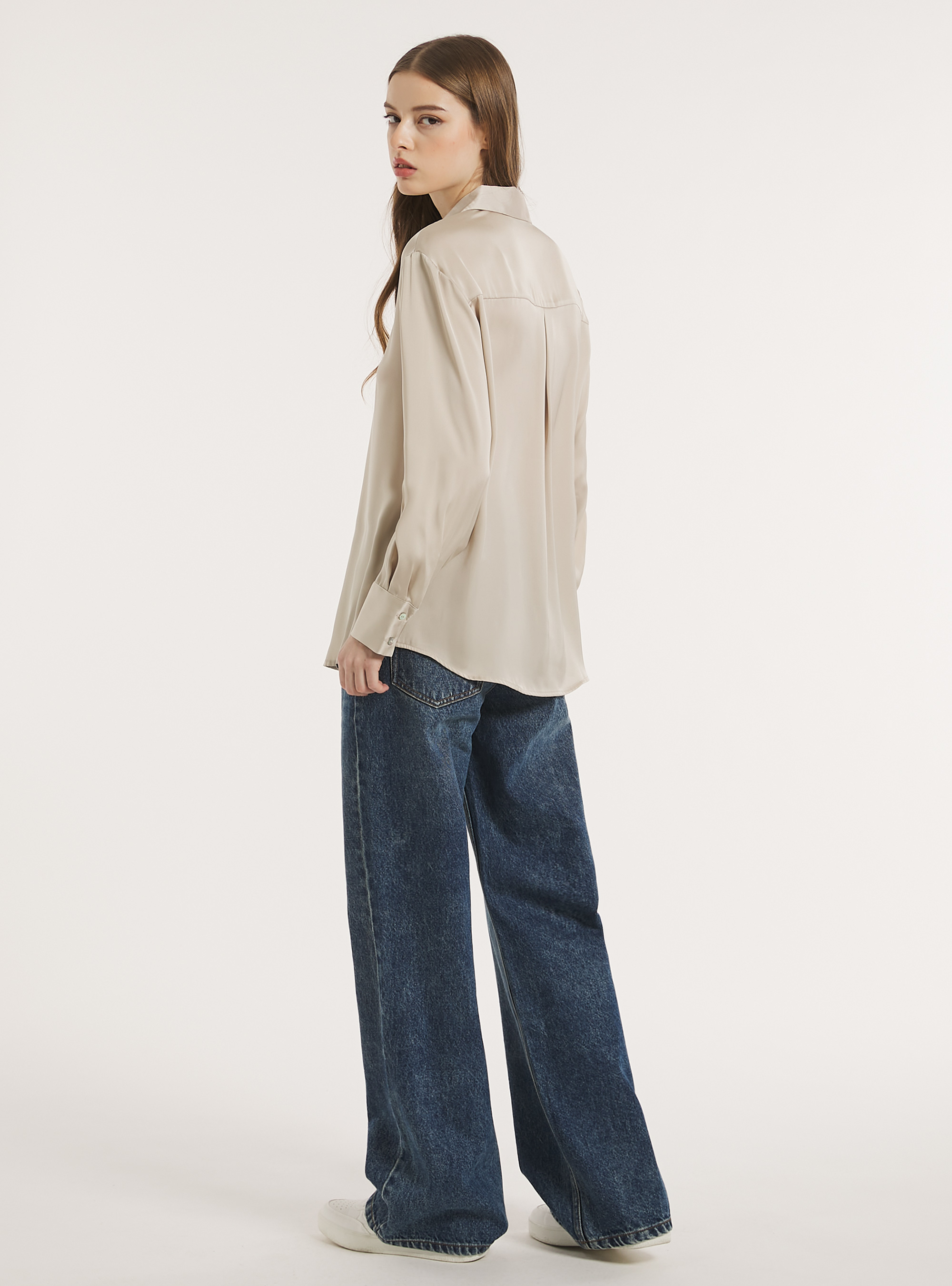 Camicia in satin in tinta unita, BG2 BEIGE MEDIUM