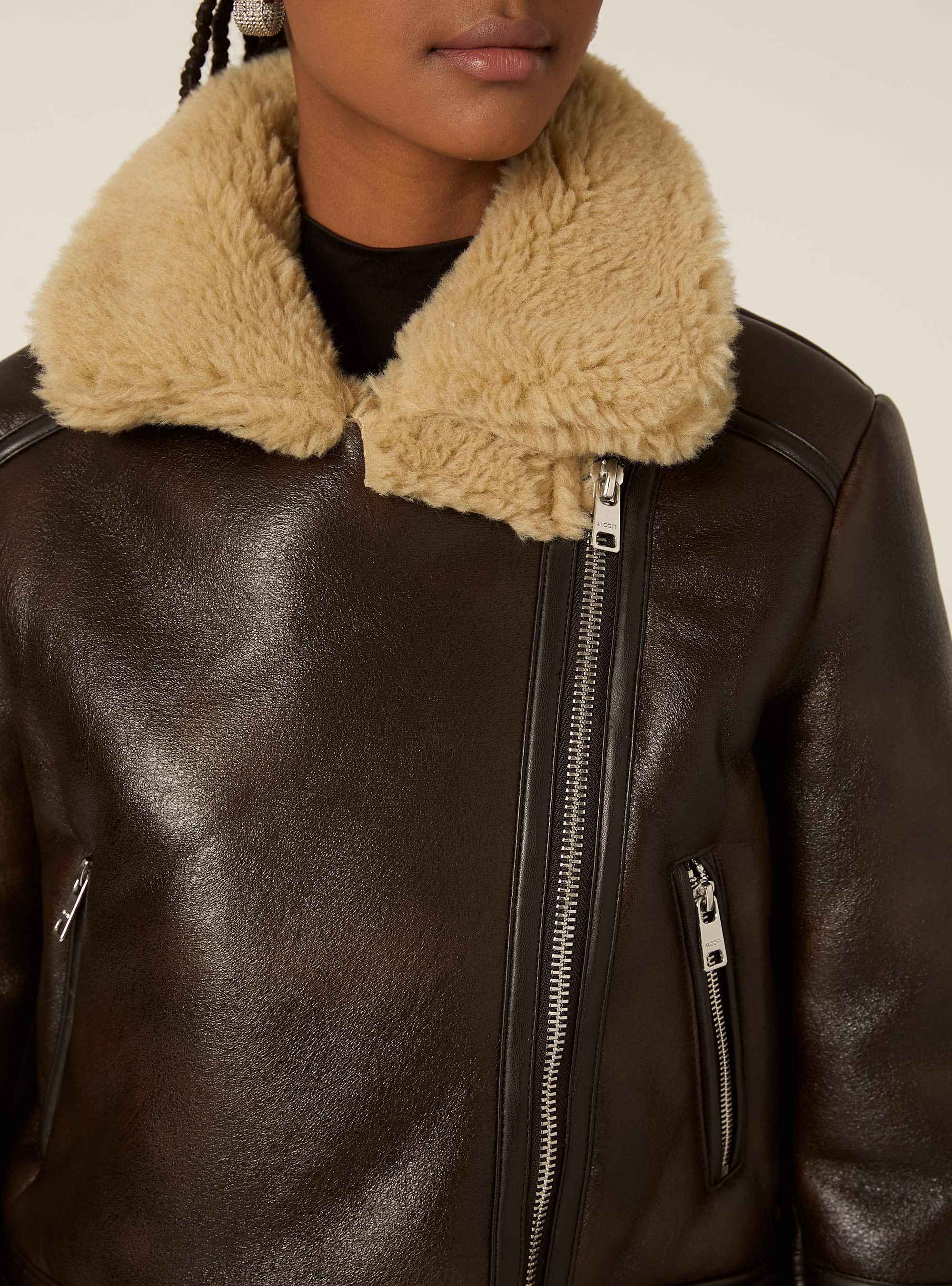 Giubbotto montone effetto camoscio, BR1 BROWN DARK