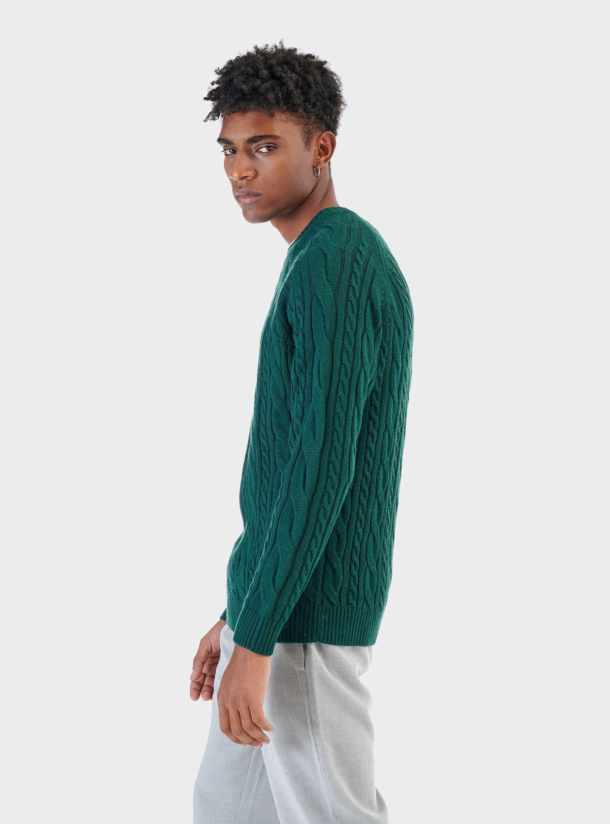 Pullover in misto lana con lavorazione a trecce, C0640 GREEN BOTTLE