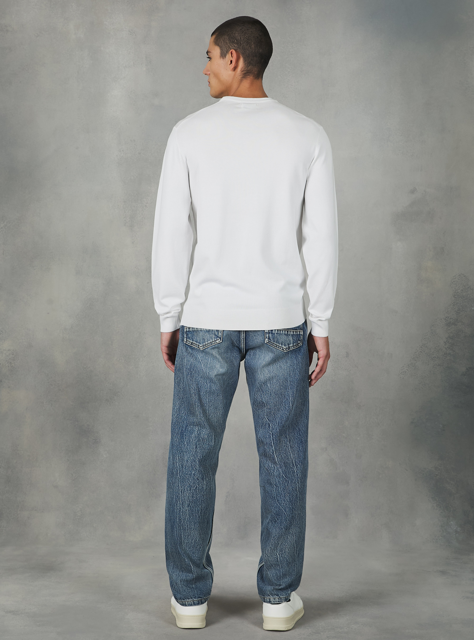 Round-neck pullover made of sustainable viscose Ecovero, CR2 CREAM MEDIUM