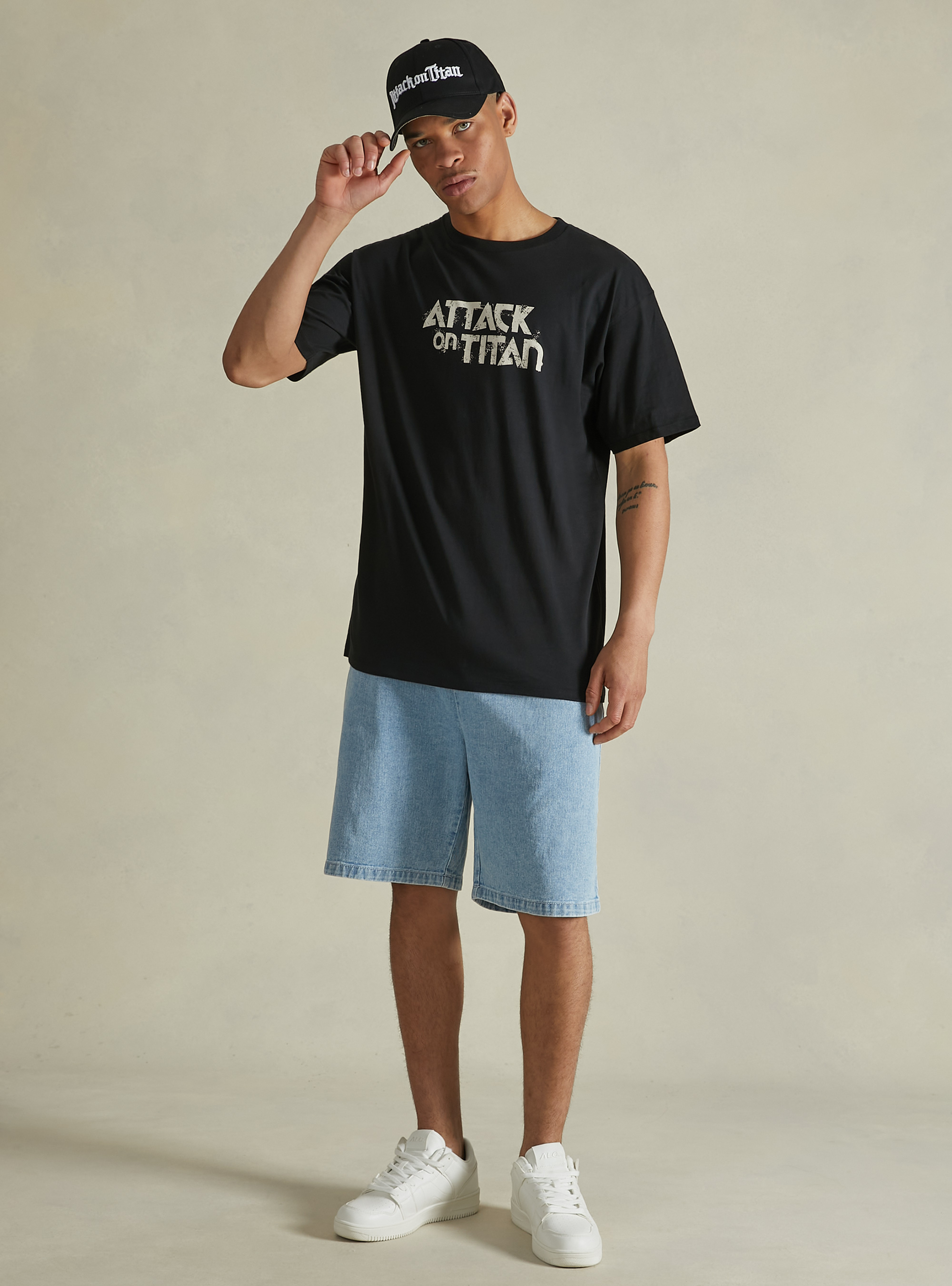 Camiseta Attack on Titan / Alcott, BK1 BLACK