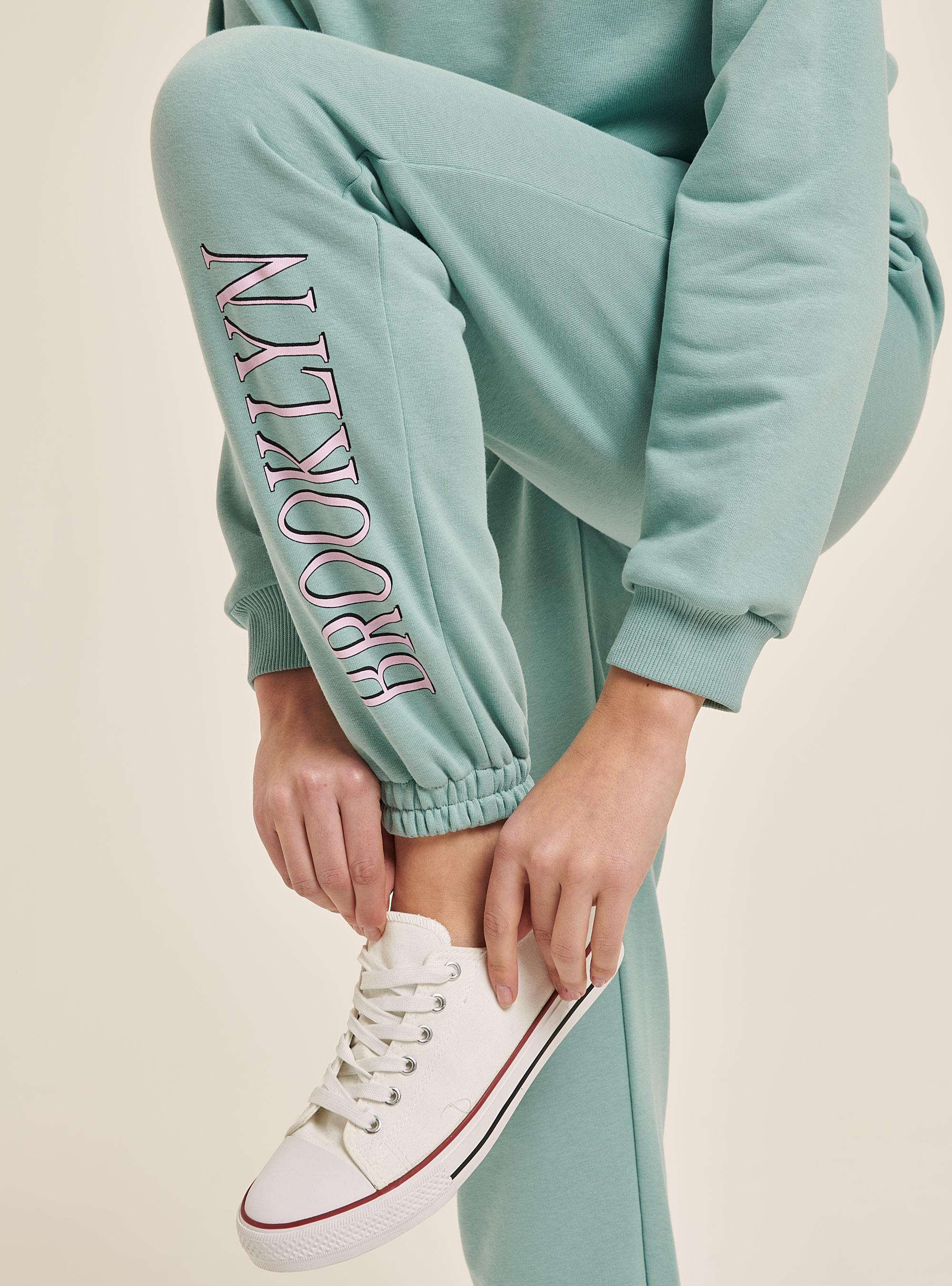 Jogger College mit Lettering Print, C6699 GREEN