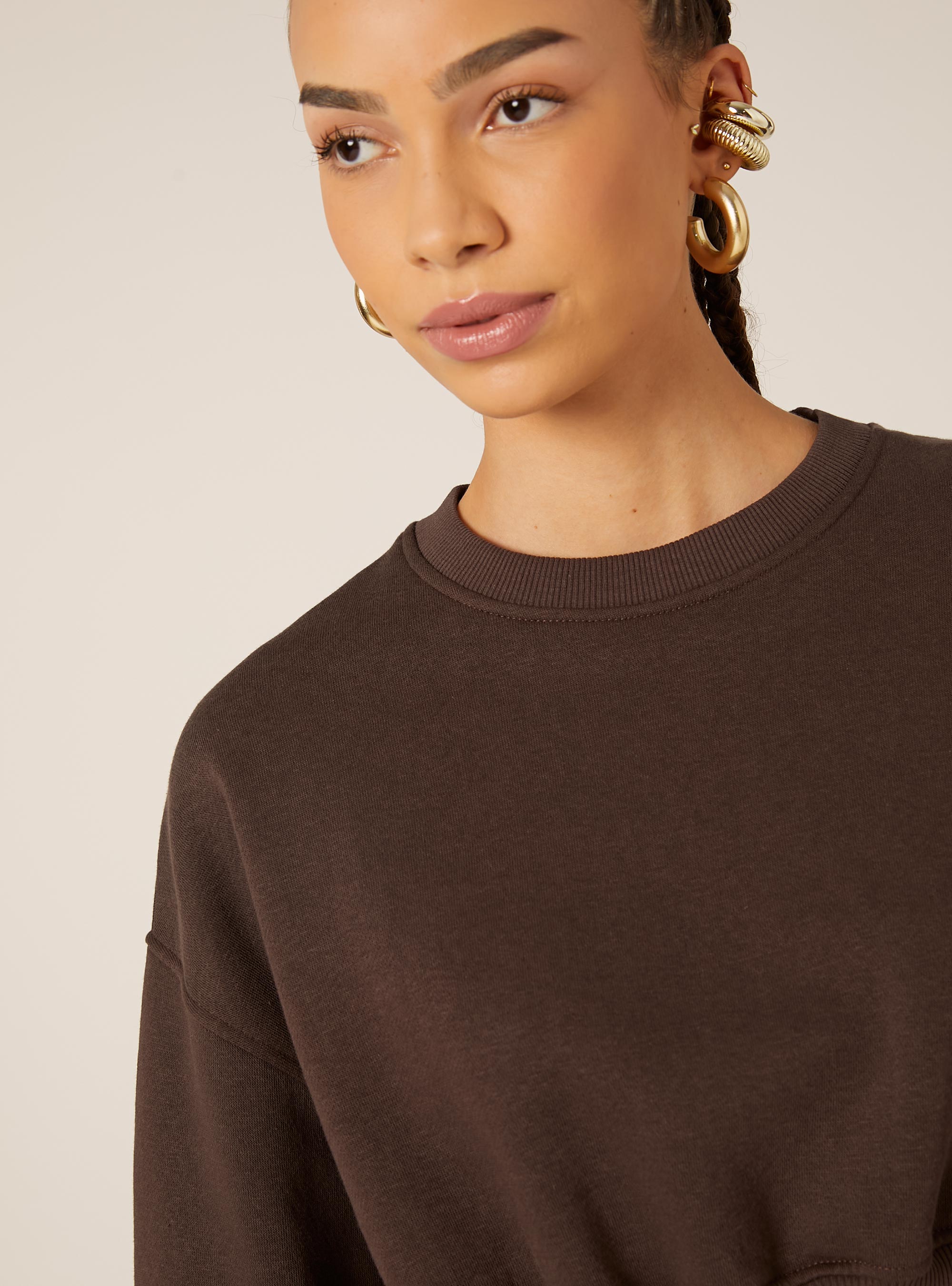 Felpa girocollo in cotone crop, BR1 BROWN DARK