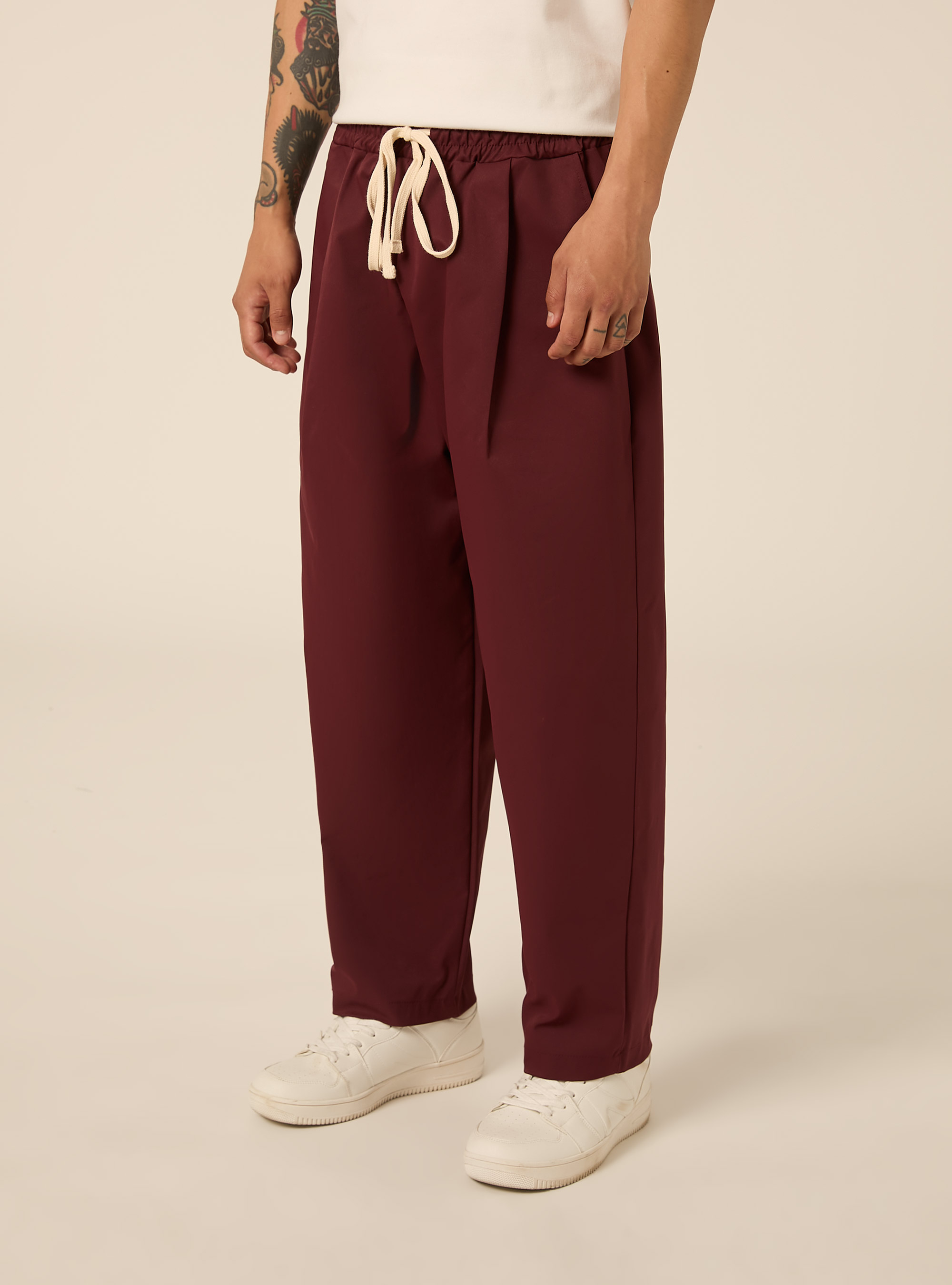 Pantaloni con coulisse in vita e pince, BO1 BORDEAUX DARK