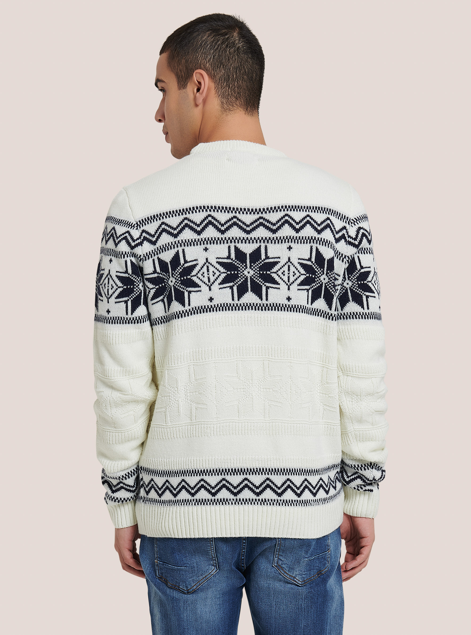 Crew-neck pullover with snowflakes, WHITE