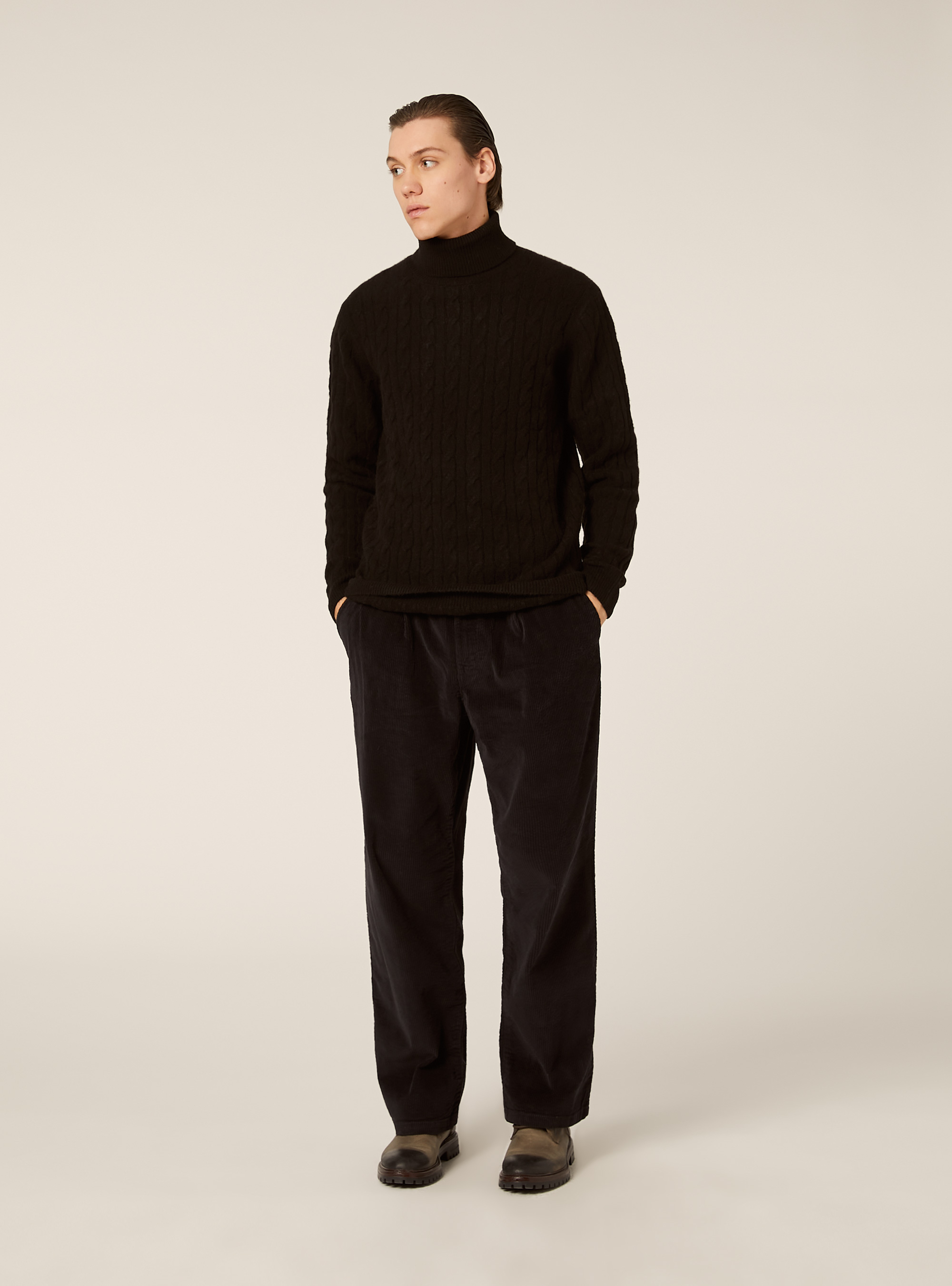 Pullover mit Rollkragen und Zopfmuster, BK1 BLACK