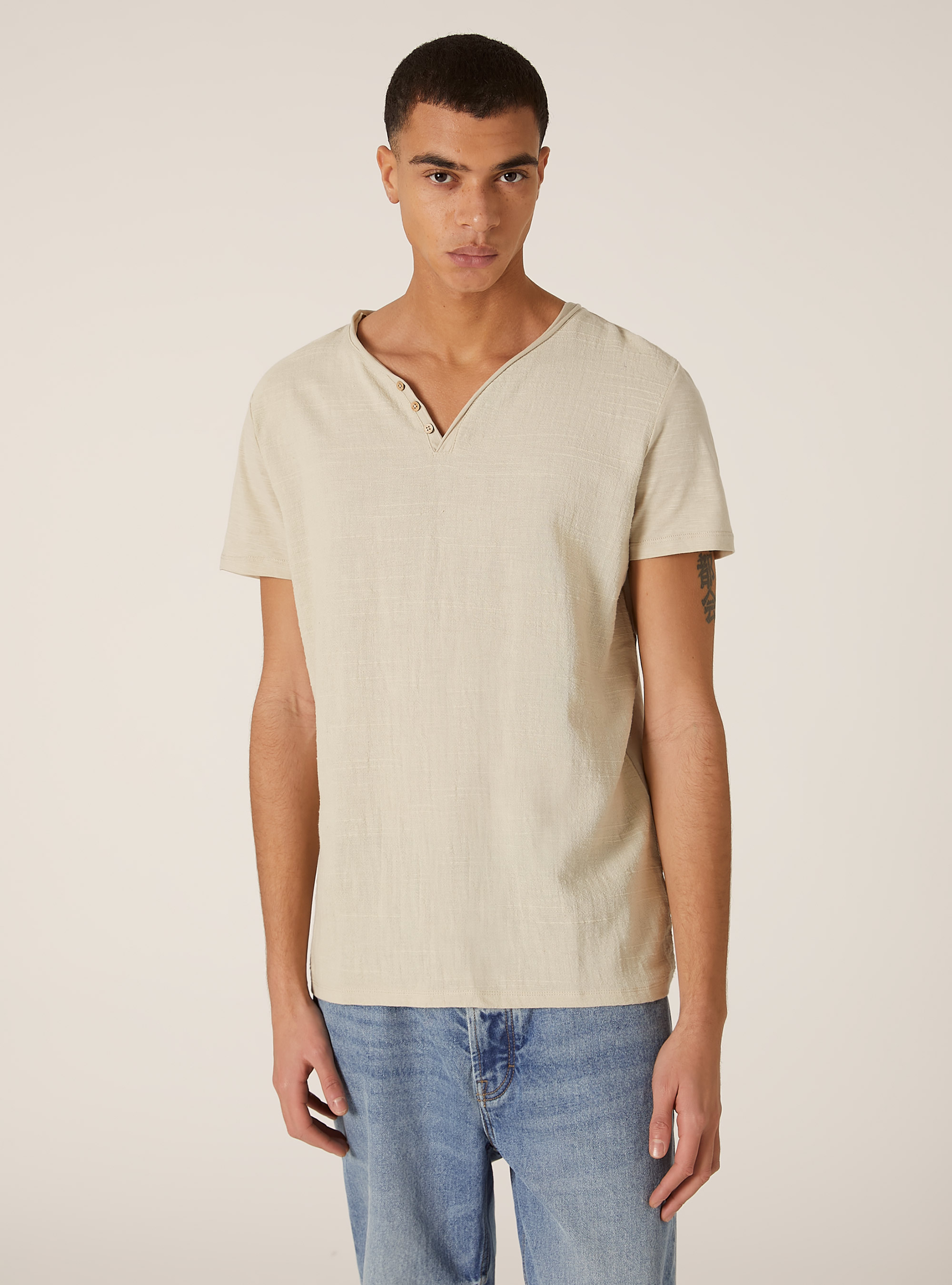 T-shirt à col en V en lin mélangé, BG3 BEIGE LIGHT