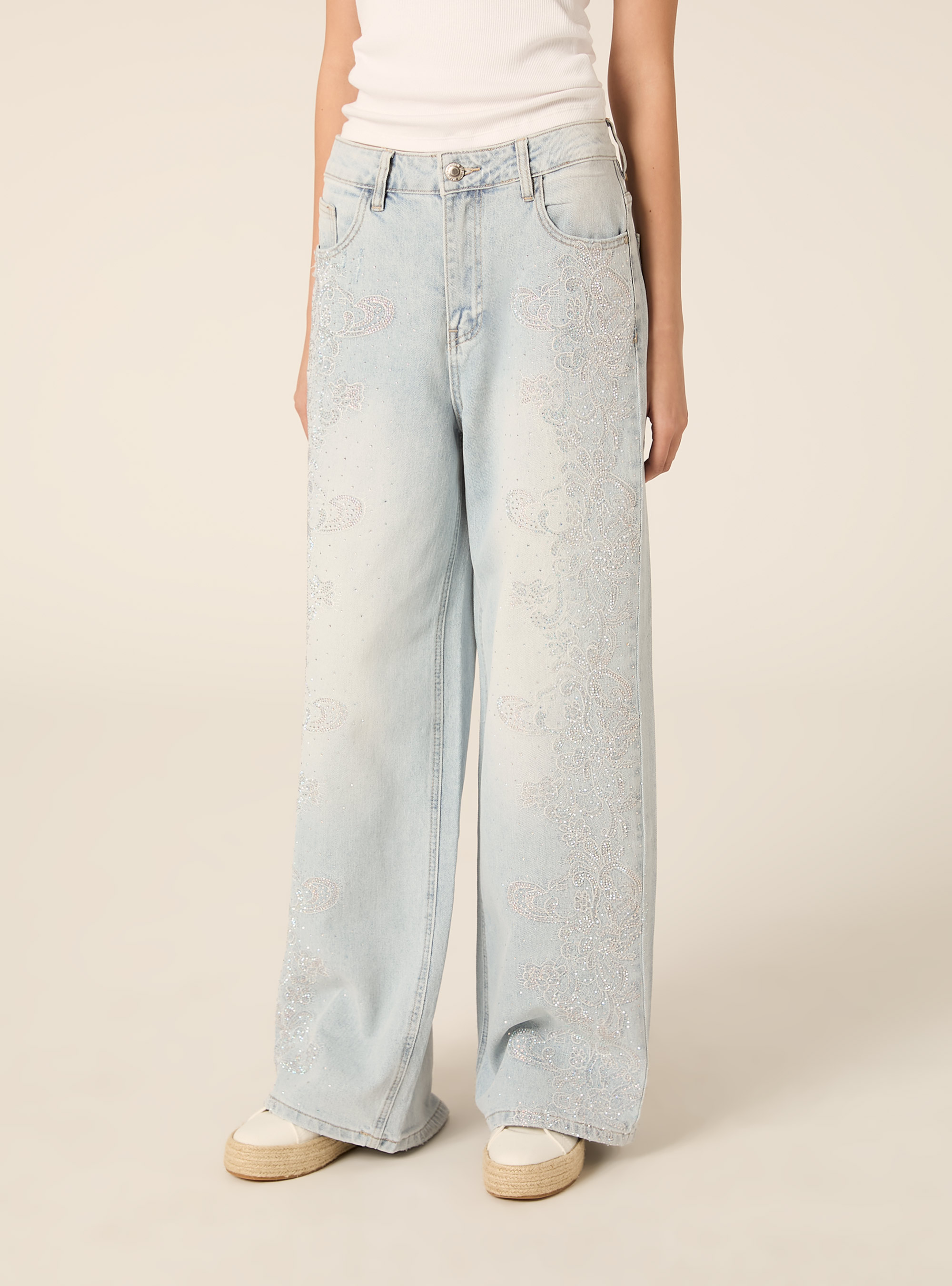 Straight fit jeans with embroidery and rhinestones, D006 AZURE