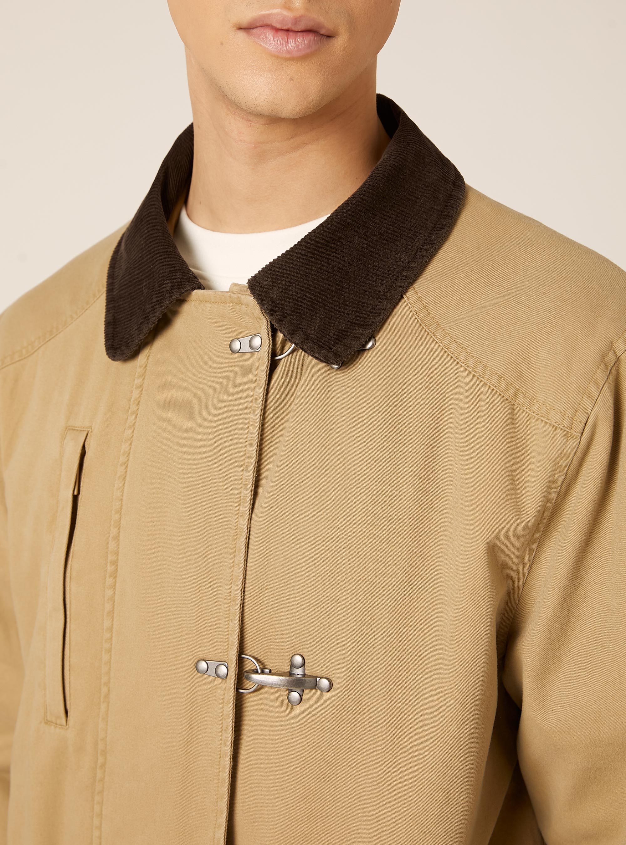 Giubbotto con alamari e collo in velluto, BG2 BEIGE MEDIUM