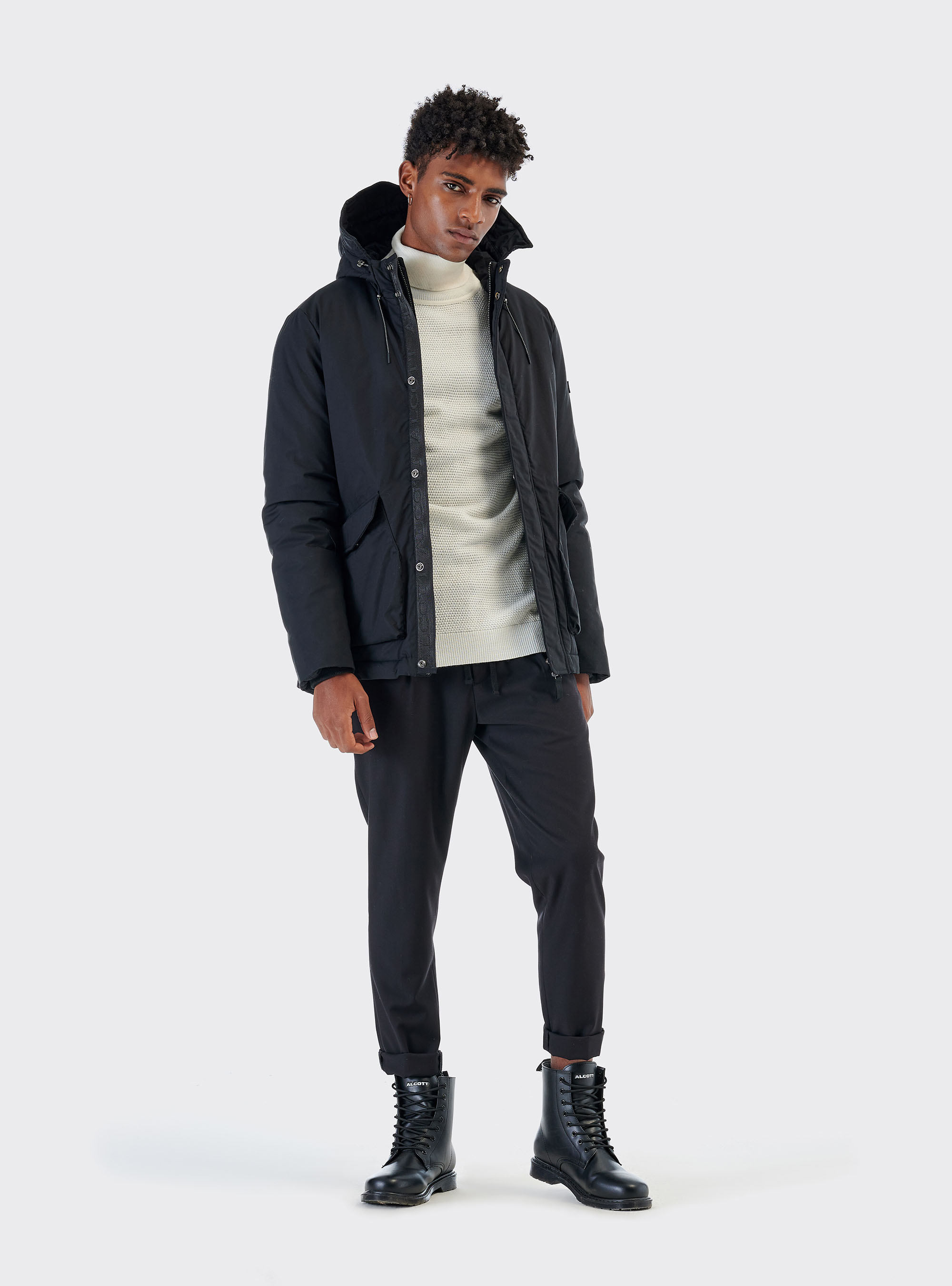 High neck pullover with rice stitch in wool blend, C085 WHITE