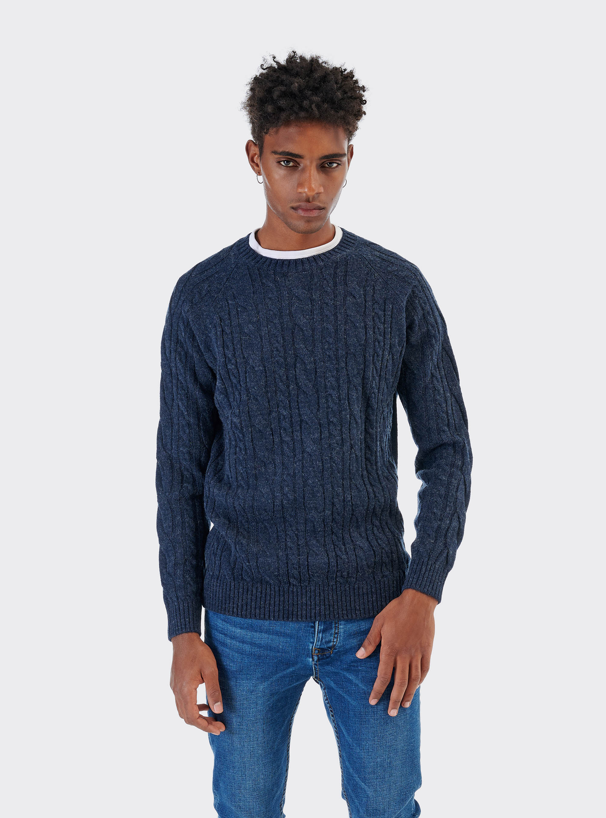 Pullover in misto lana con lavorazione a trecce, C0293 BLU MELANGE