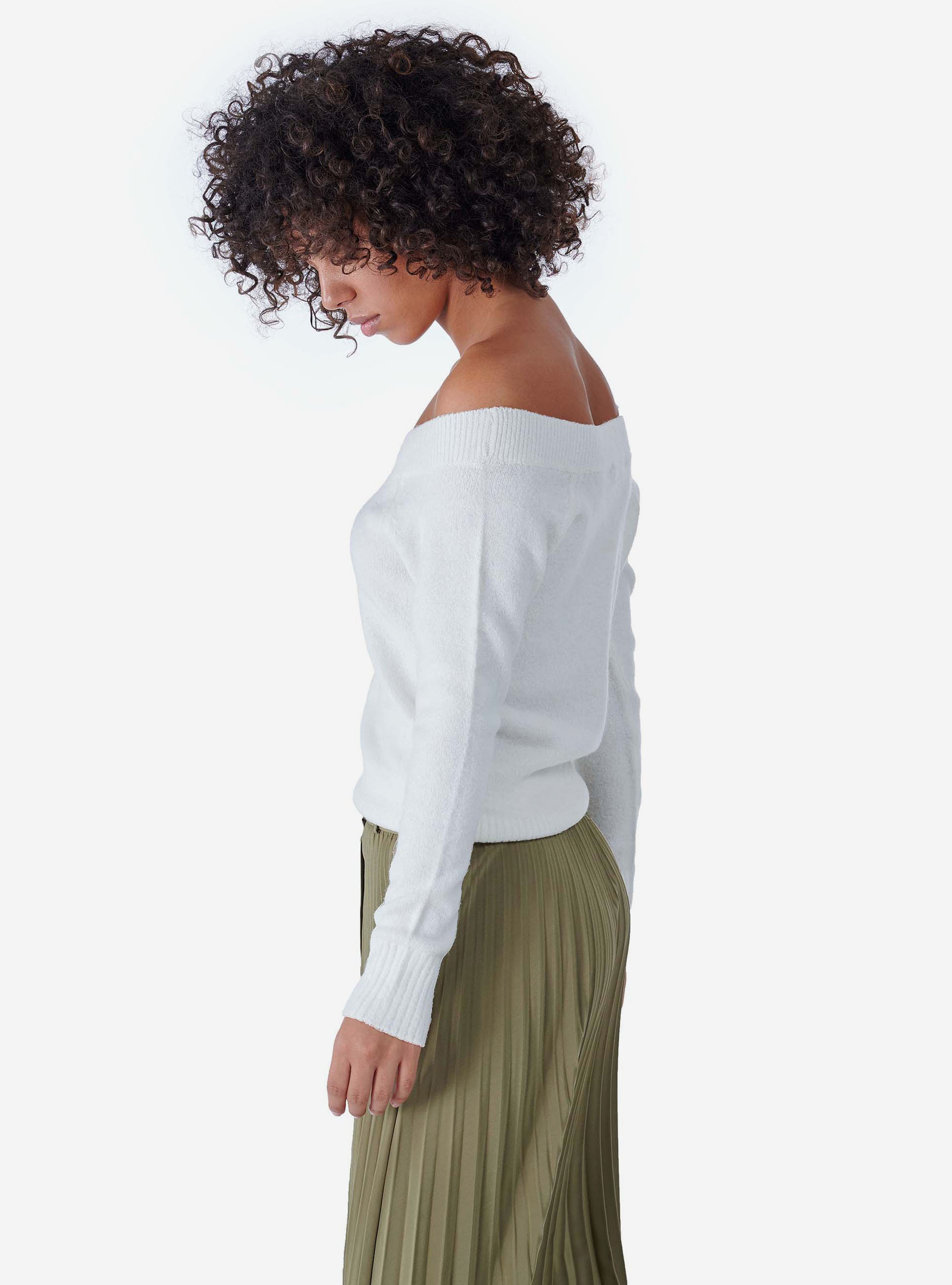 SWEATER WITH WIDE COLLAR, C0009 OFF WHITE