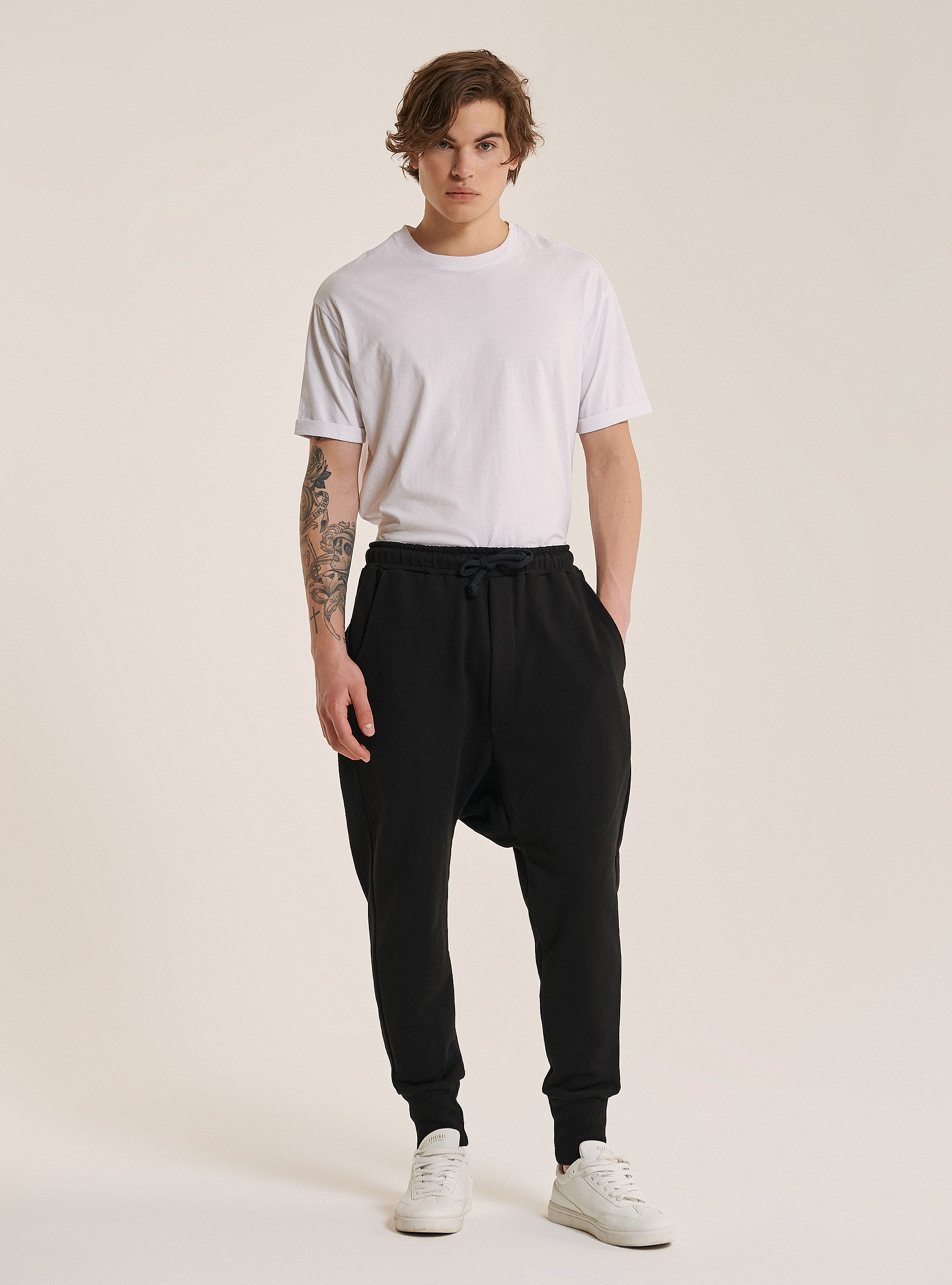 Basic fleece jogger with low crotch, BLACK