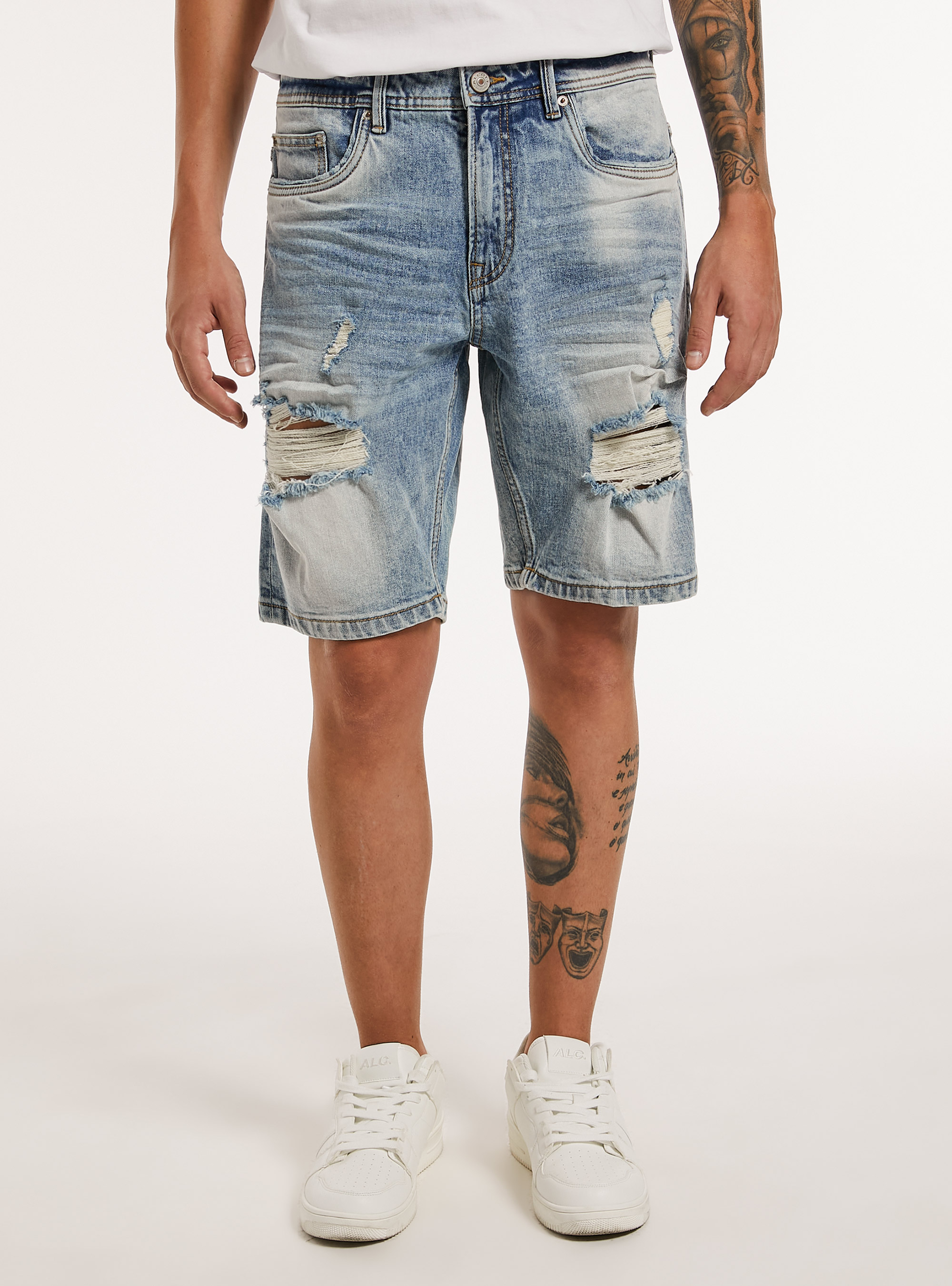 Bermuda en denim stretch à coupe étroite avec déchirures, D003 MEDIUM BLUE