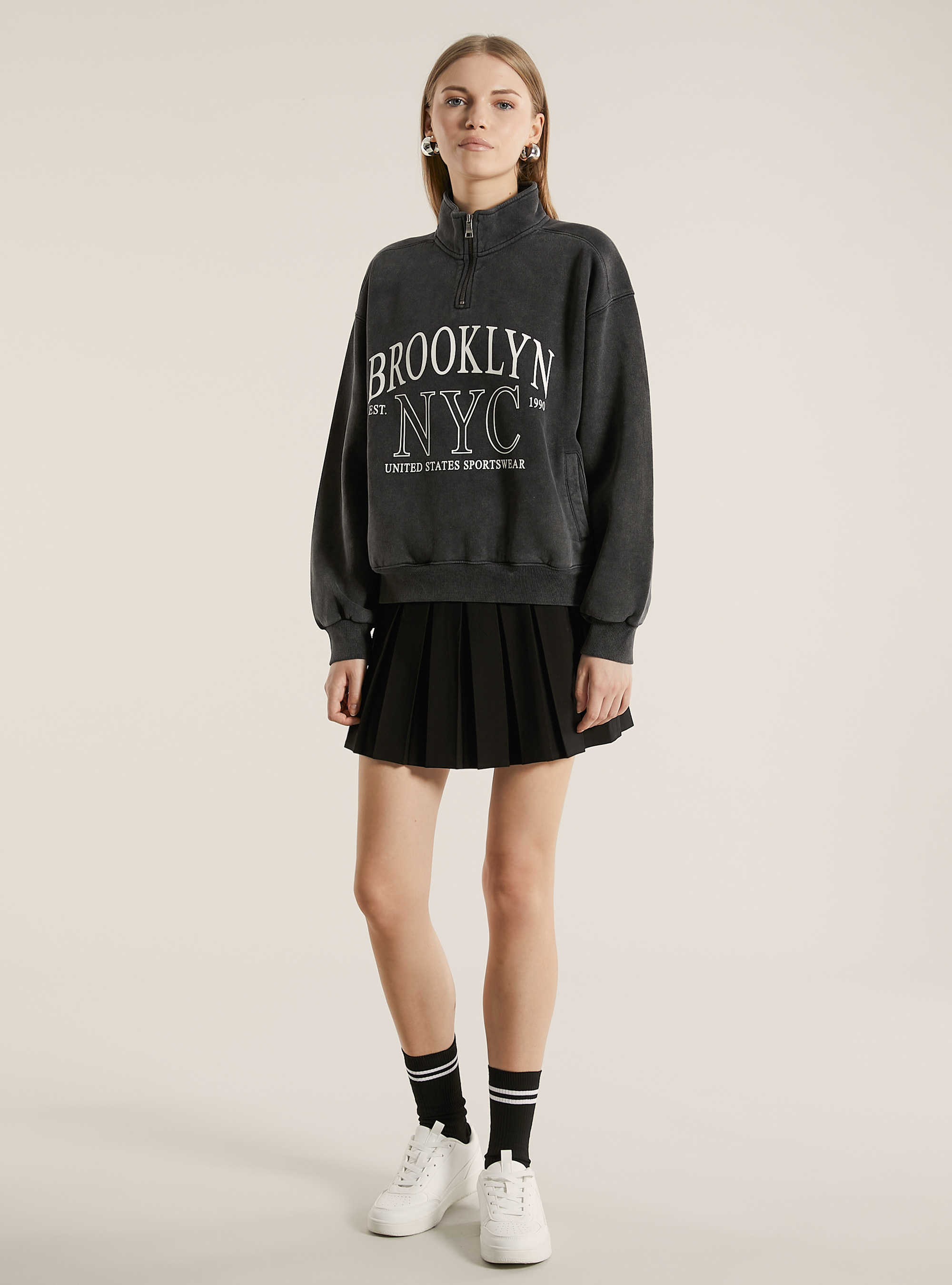 Half-neck sweatshirt with zip, BK1 BLACK