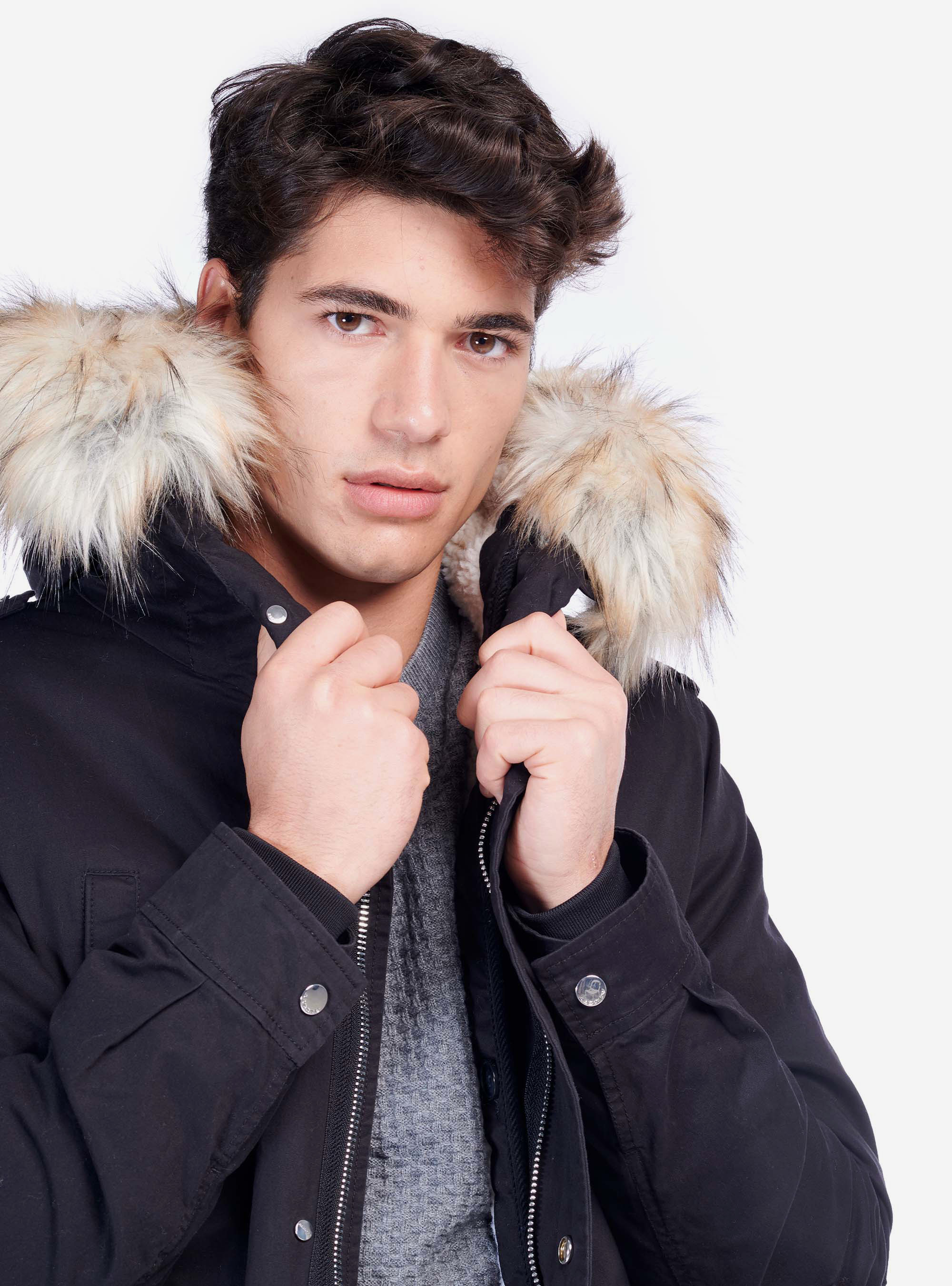 Parka avec patch sur les manches et coulisse, C101 BLACK