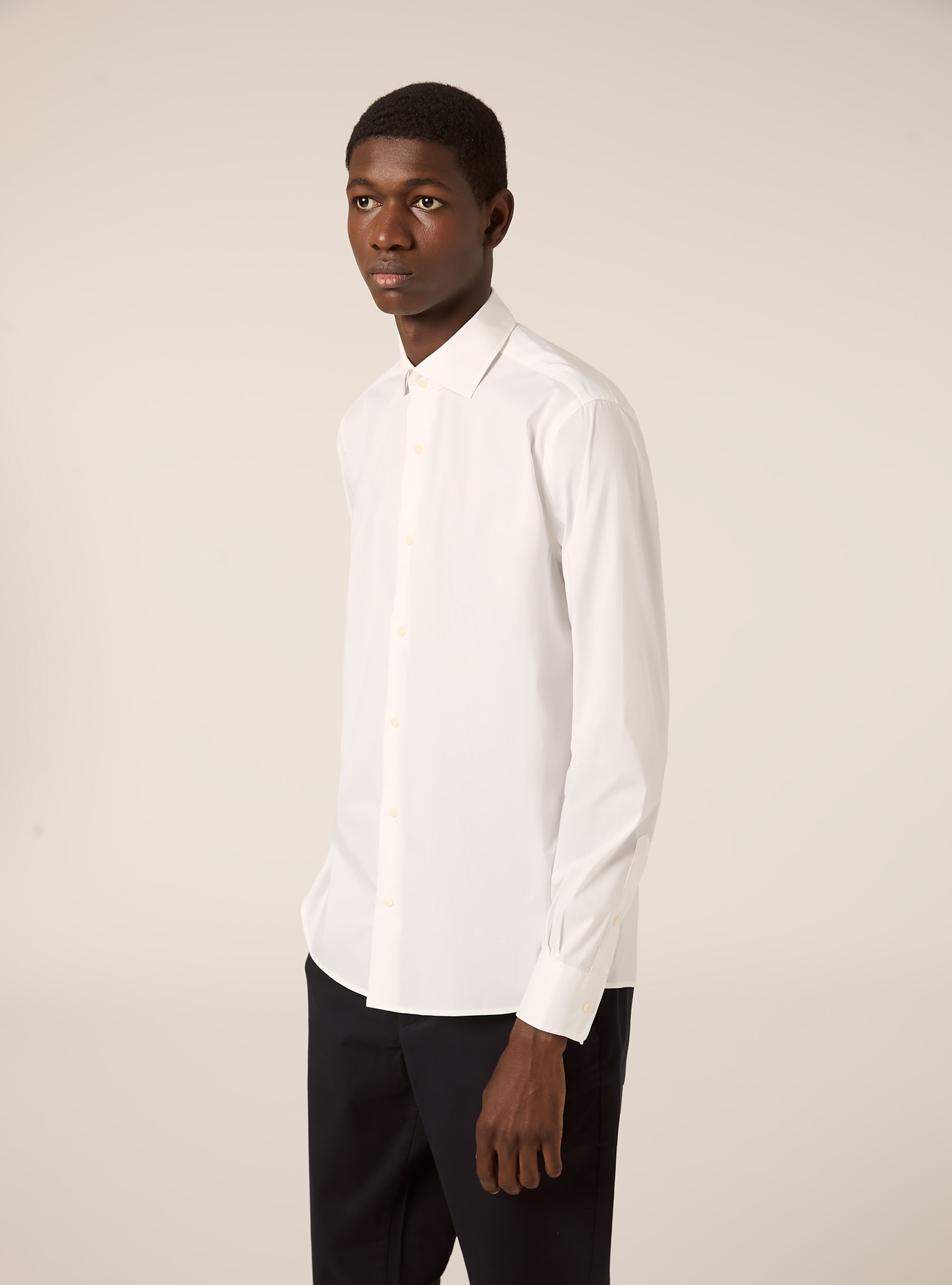 Camisa de popelina elástica con cuello francés, WH2 WHITE