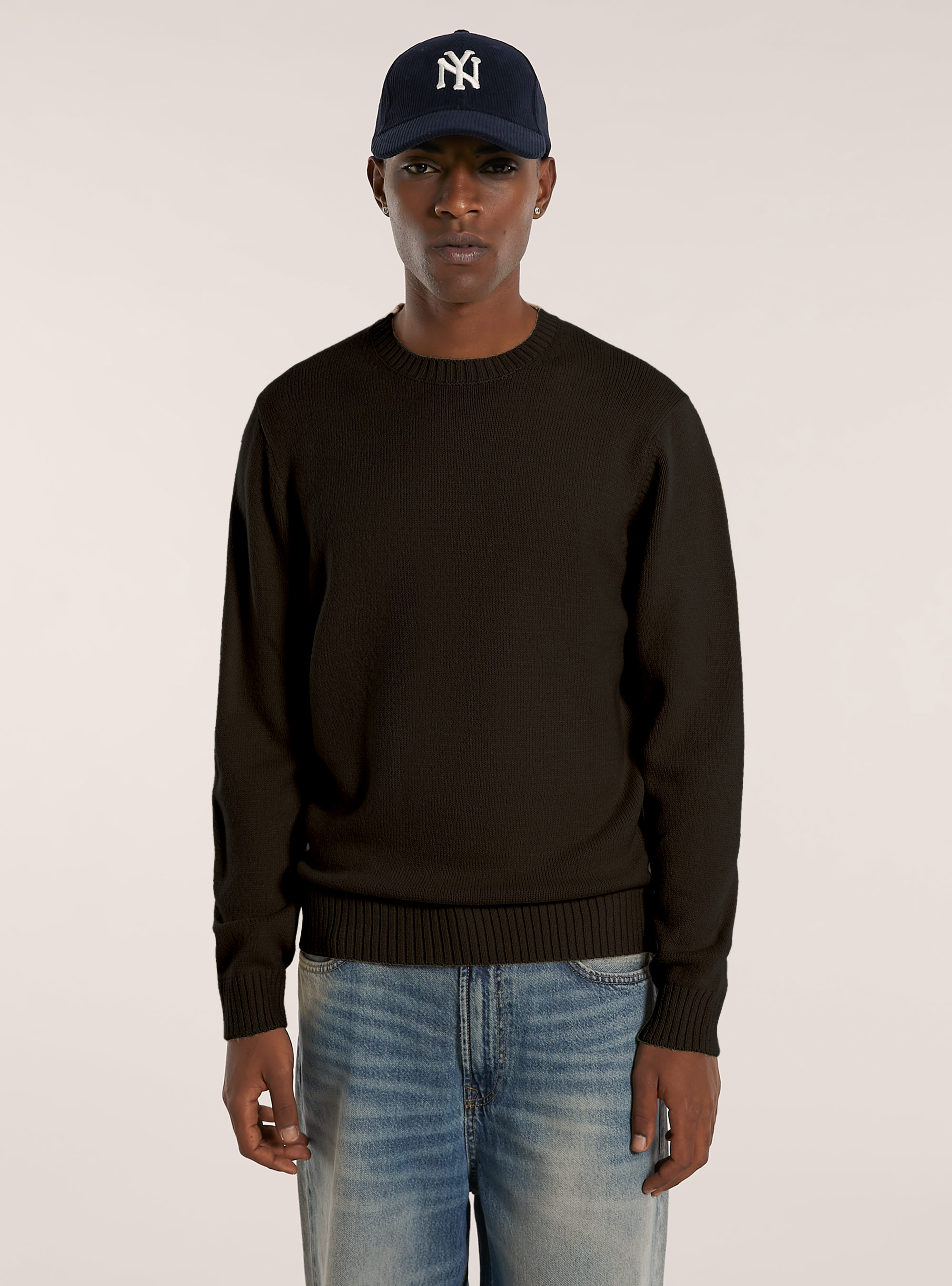 Maglia girocollo basica, BR1 BROWN DARK