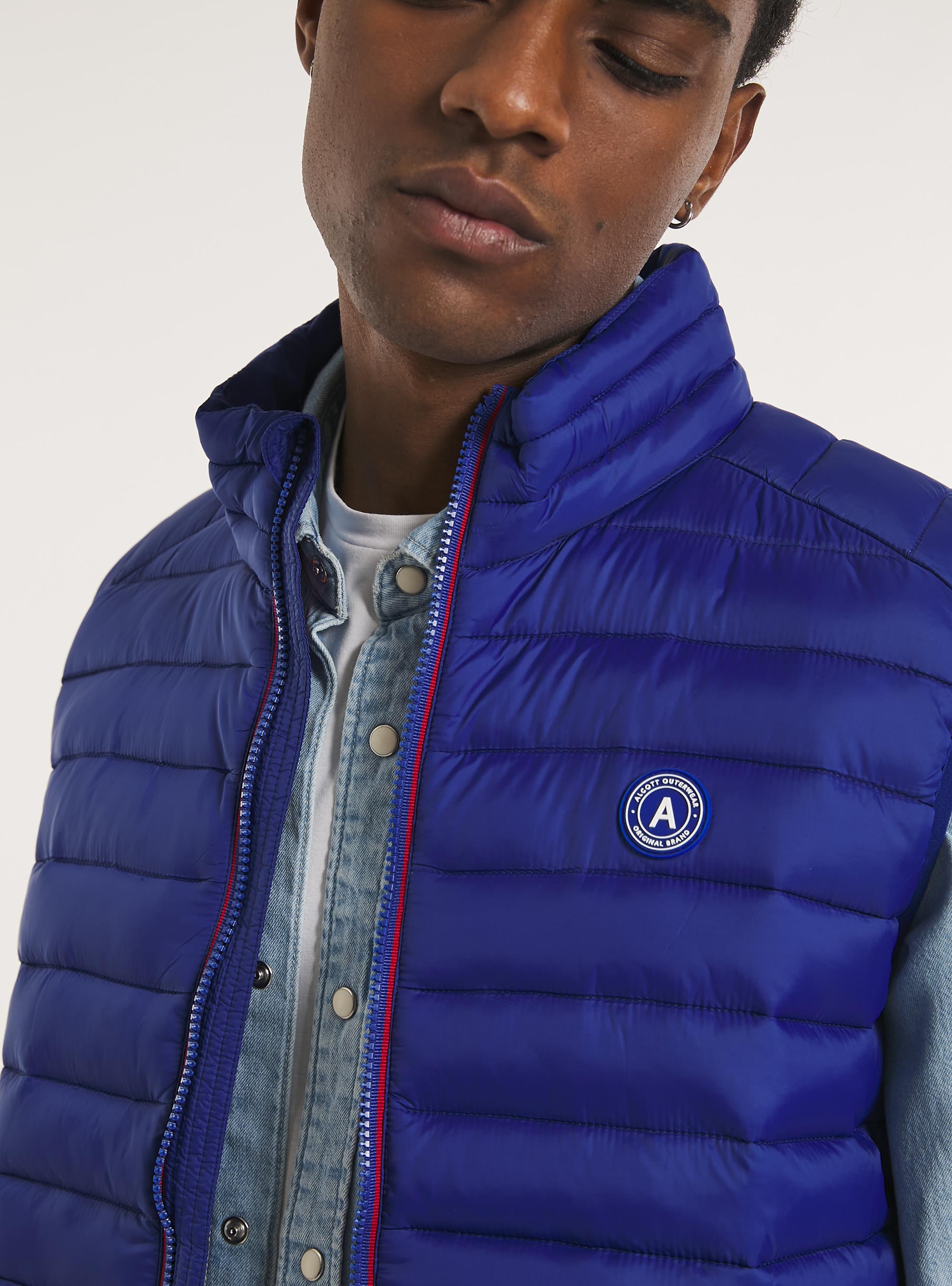 Manchon rembourré avec fermeture éclair contrastée, RY1 ROYALE DARK