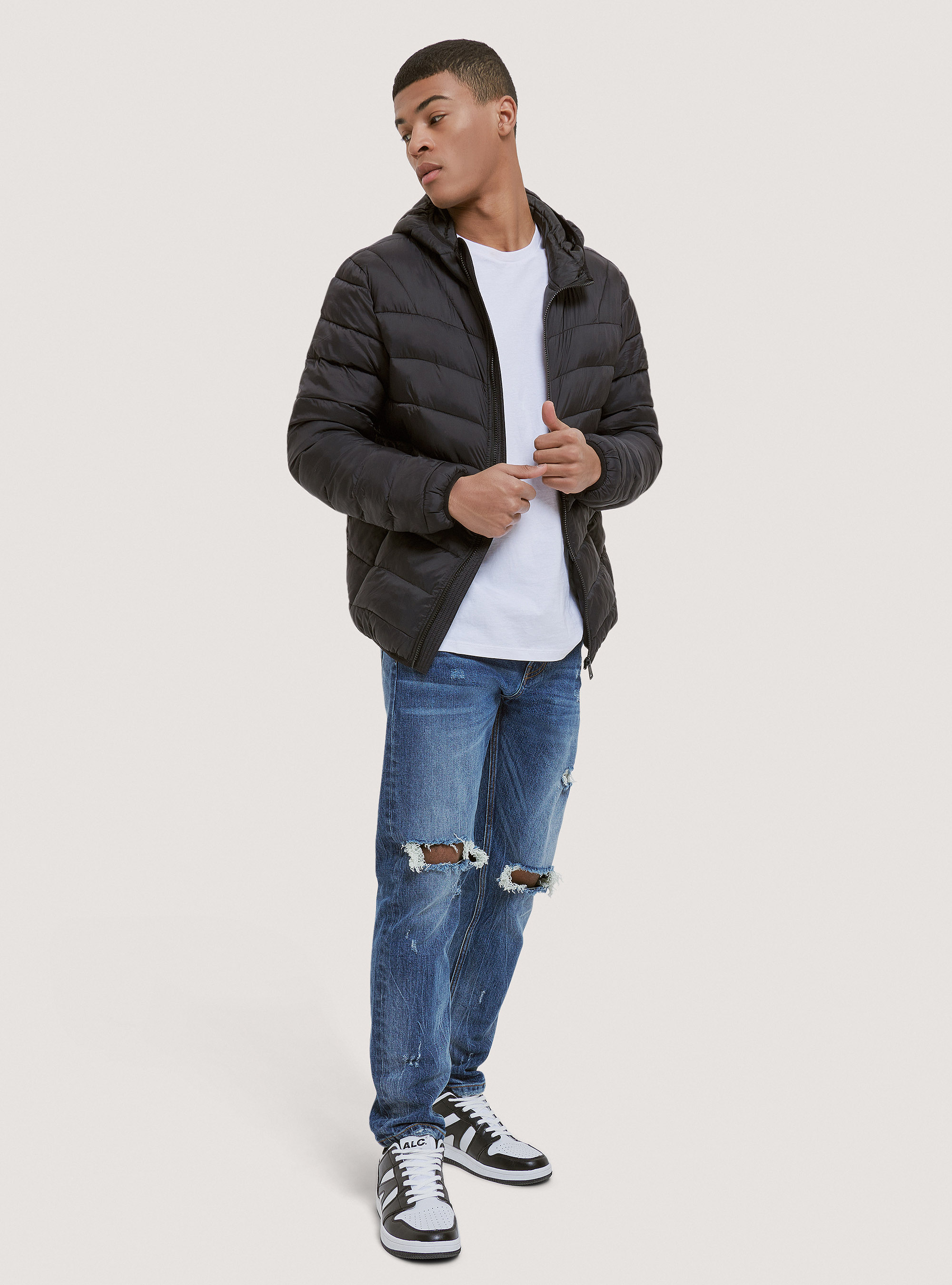 Giubbotto con imbottitura riciclata, NERO