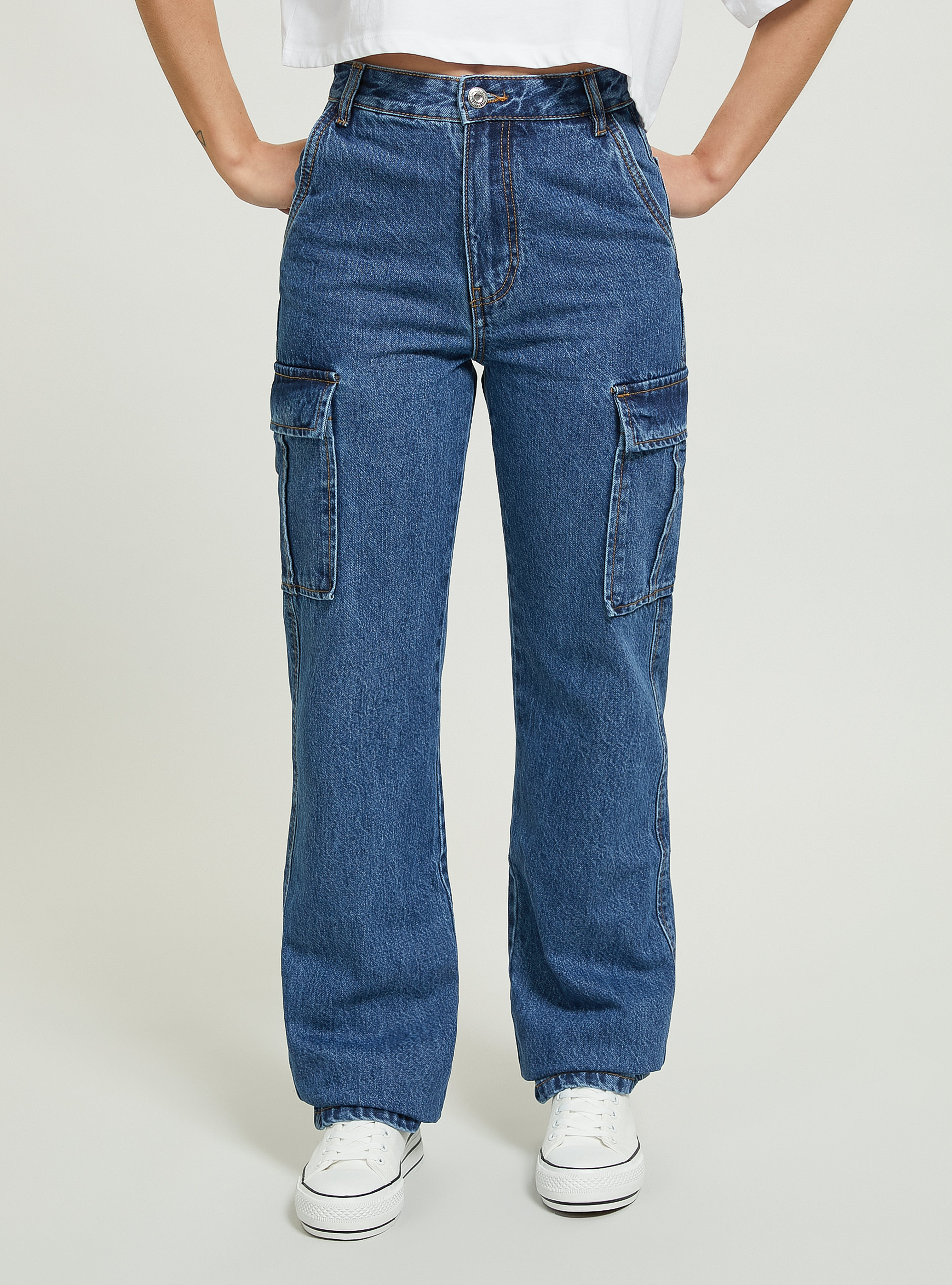 Comfort fit cargo jeans