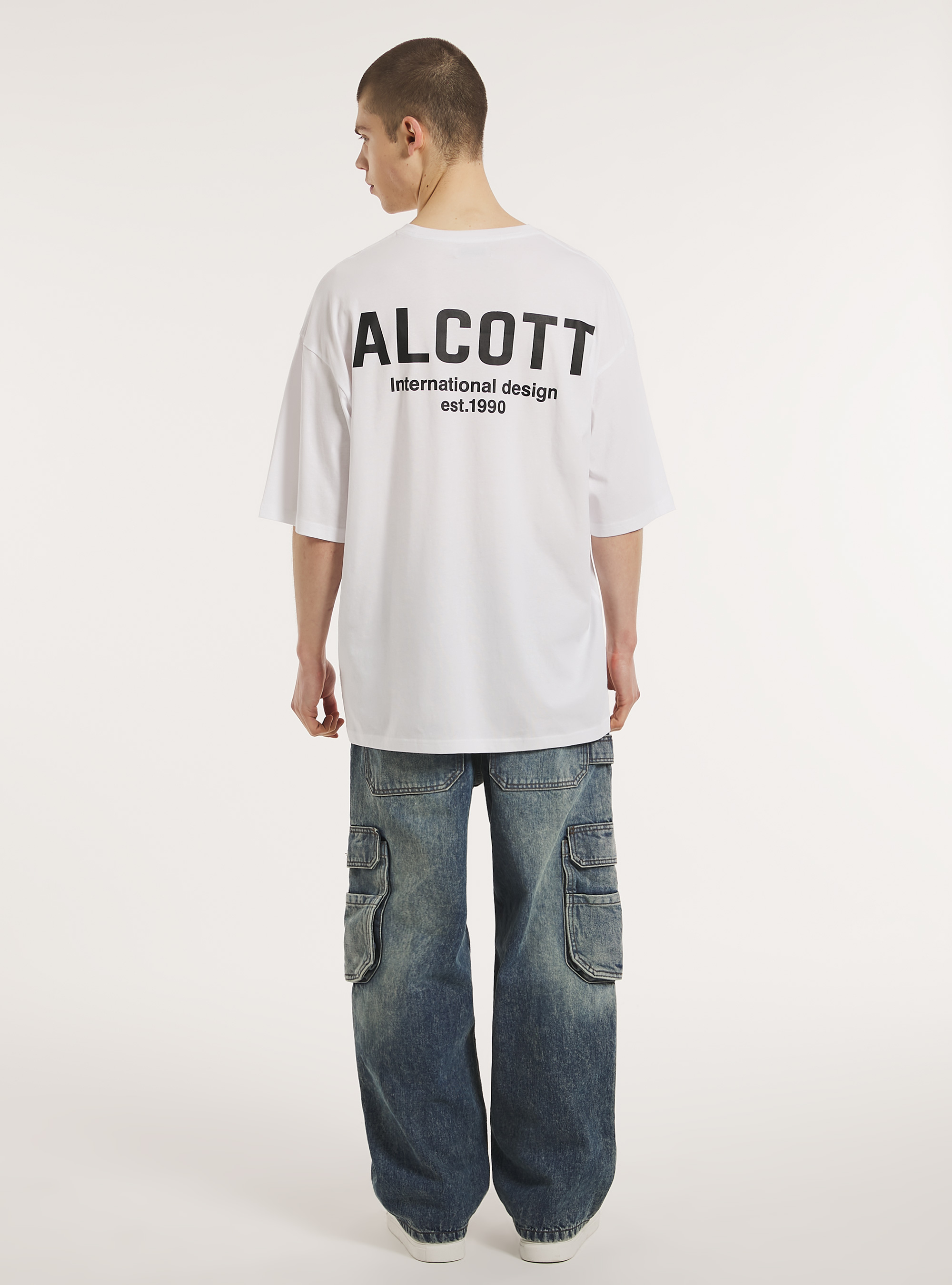 T-shirt en coton &agrave; la coupe large, WH3 WHITE